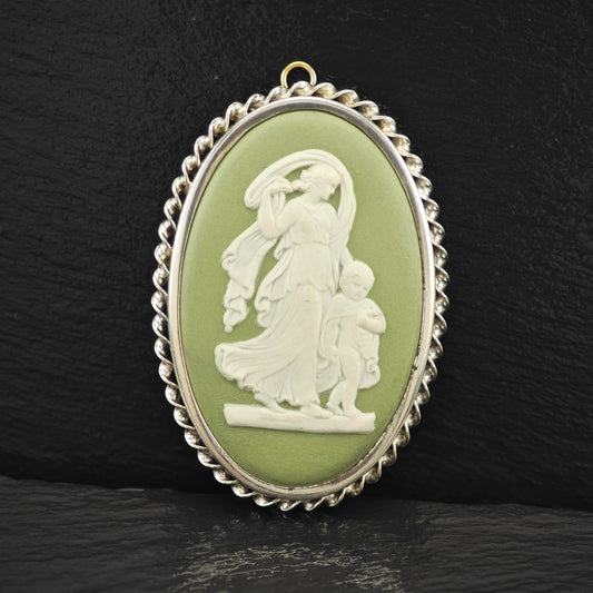 Wedgwood Jasperware 1956 Green Cameo Brooch/Pendant Sterling Silver P2786