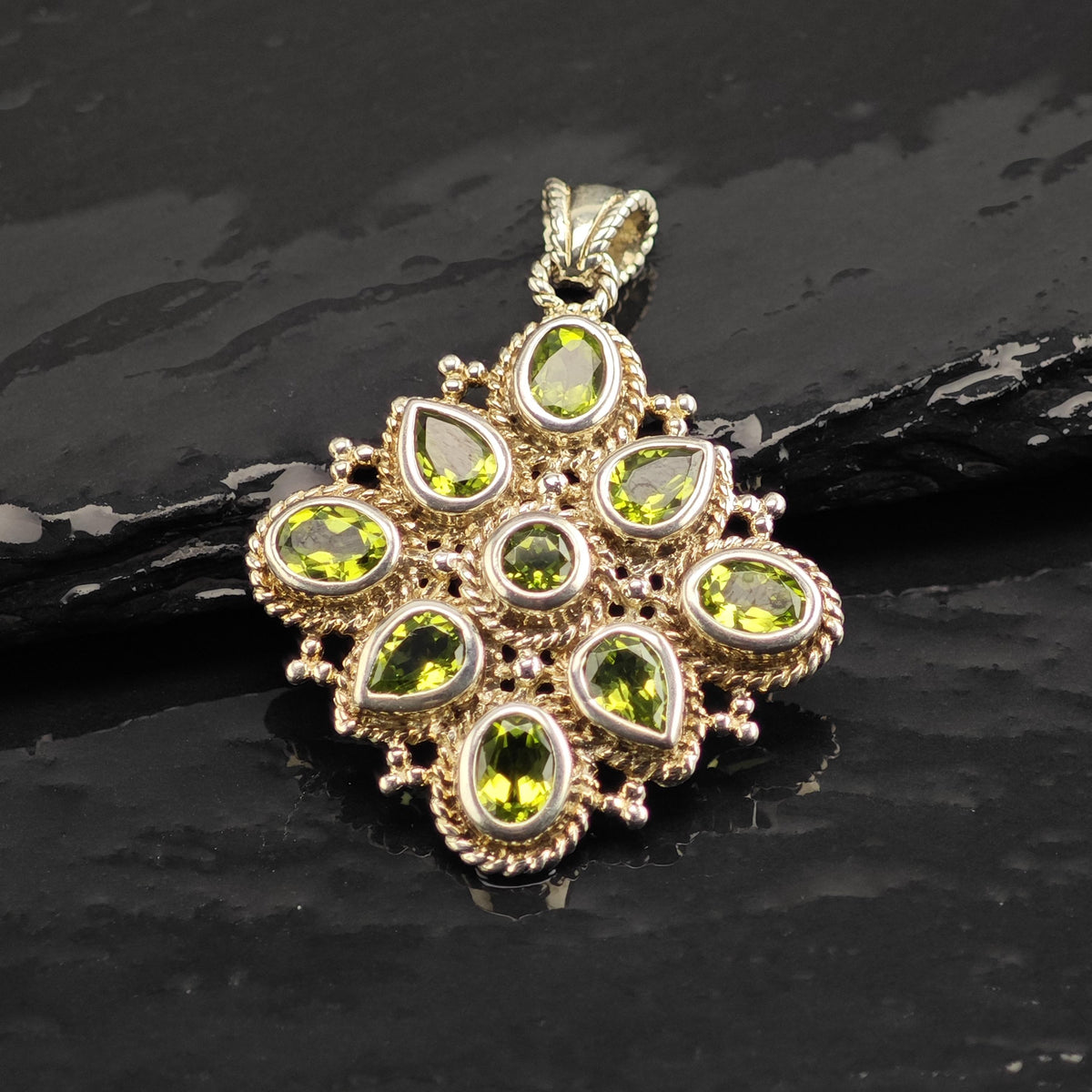 Peridot Multistone Square Sterling Silver Pendant P3137
