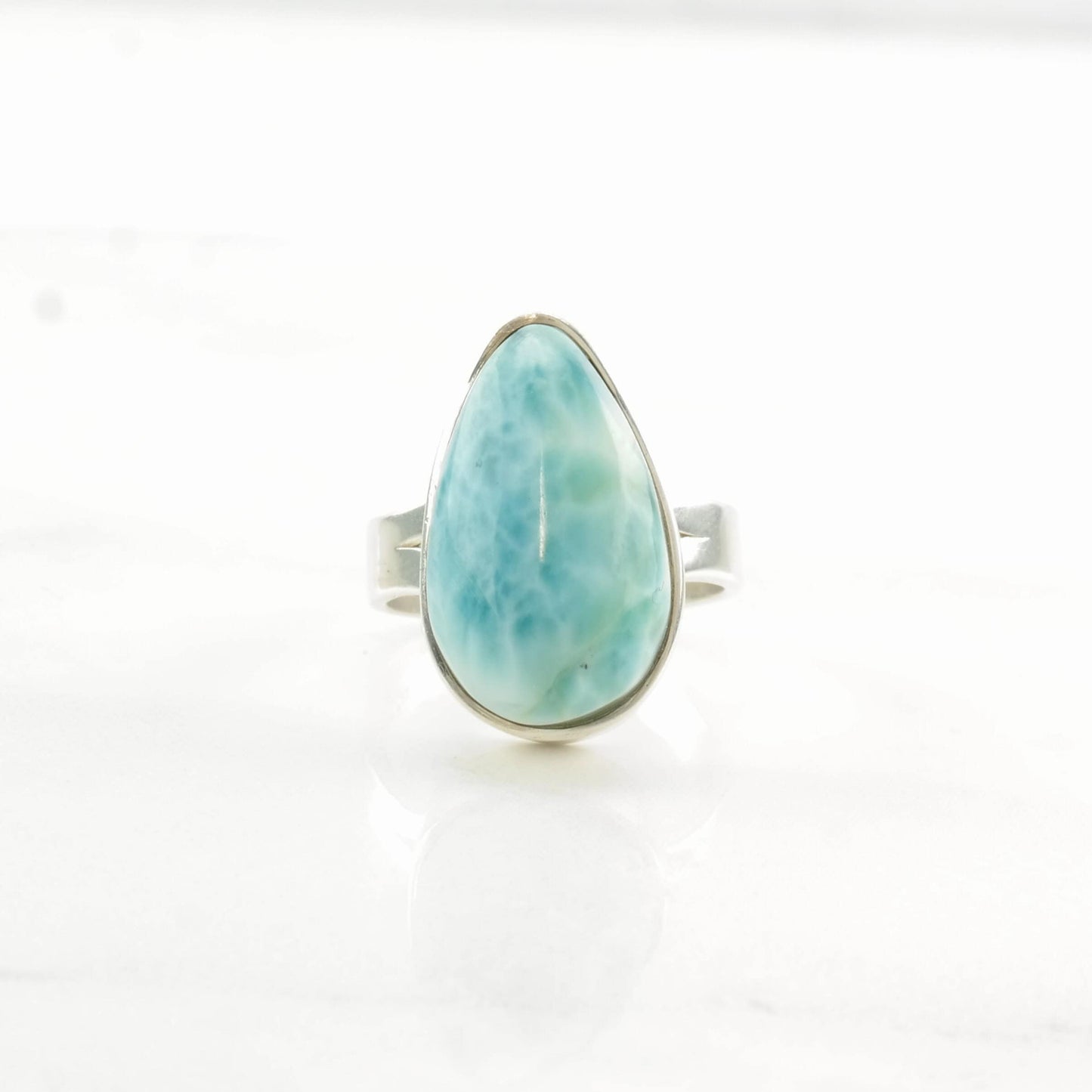 Sterling Silver Ring Larimar Teardrop Sky blue Size 4 3/4