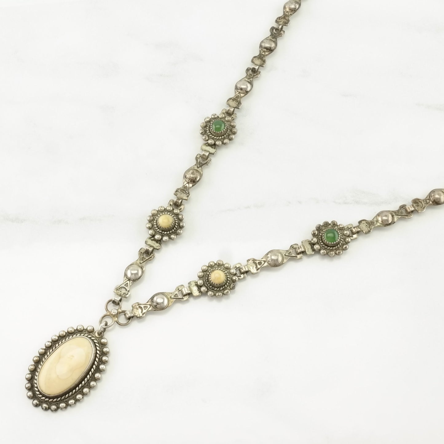 Fred Harvey Era Sterling Silver Green, Tan Nephrite Jade, Stone Floral Necklace