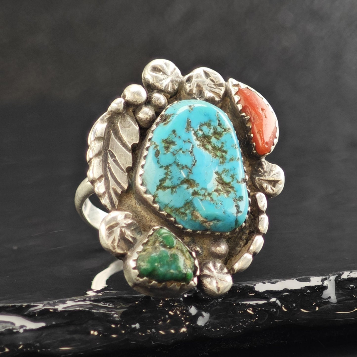 Native American Turquoise & Coral Stamped Detailing Sterling Silver Ring Sz 8.5 R6549