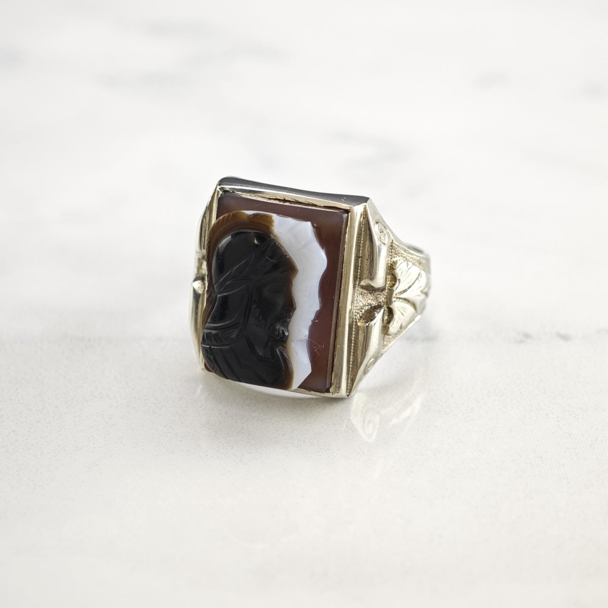 Art Deco Warrior Cameo 10K White Gold Ring Sz 9 R6782
