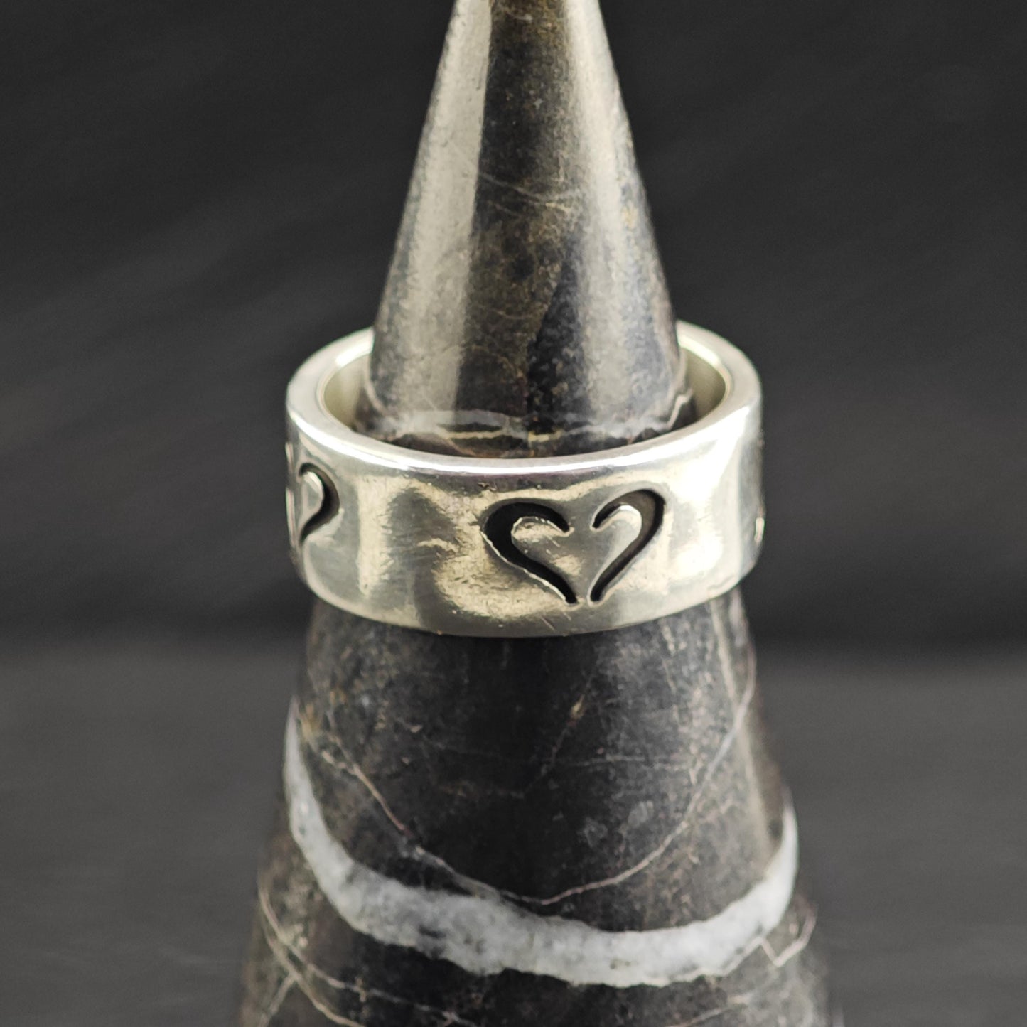 Vintage James Avery Love Band Sterling Silver Ring Sz 6 1/4 R6709