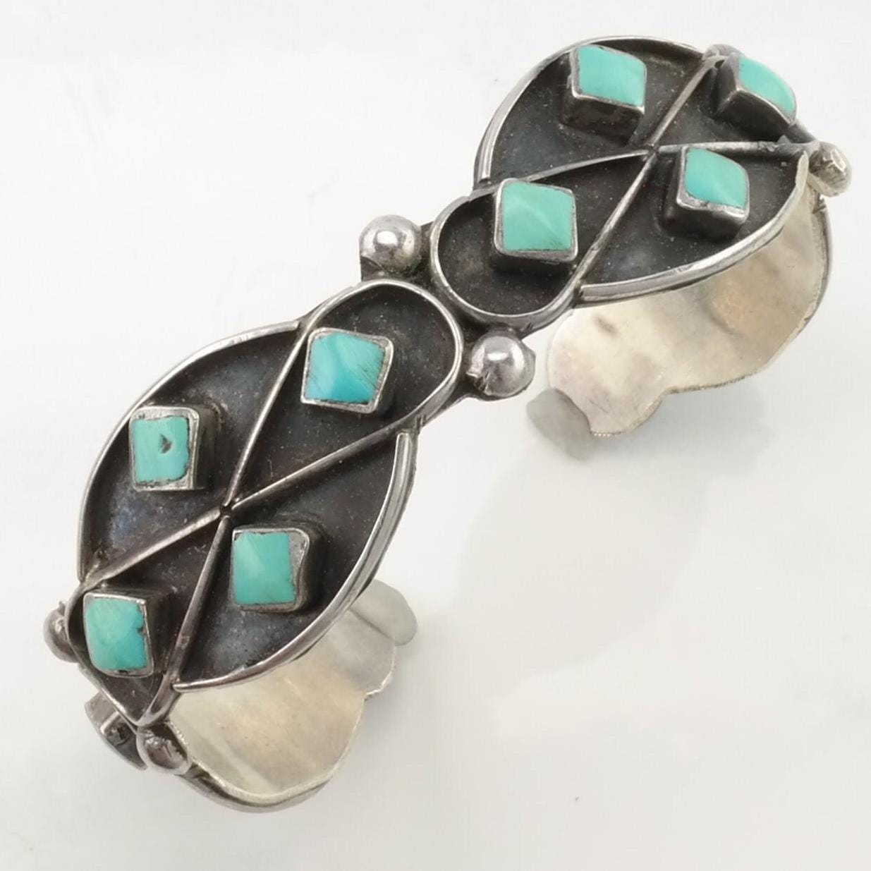 Vintage Zuni Sterling Silver Cuff Bracelet Blue Turquoise