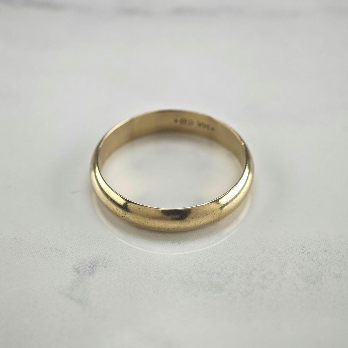 14K Gold Band 4mm Sz 9 3/4 R6792