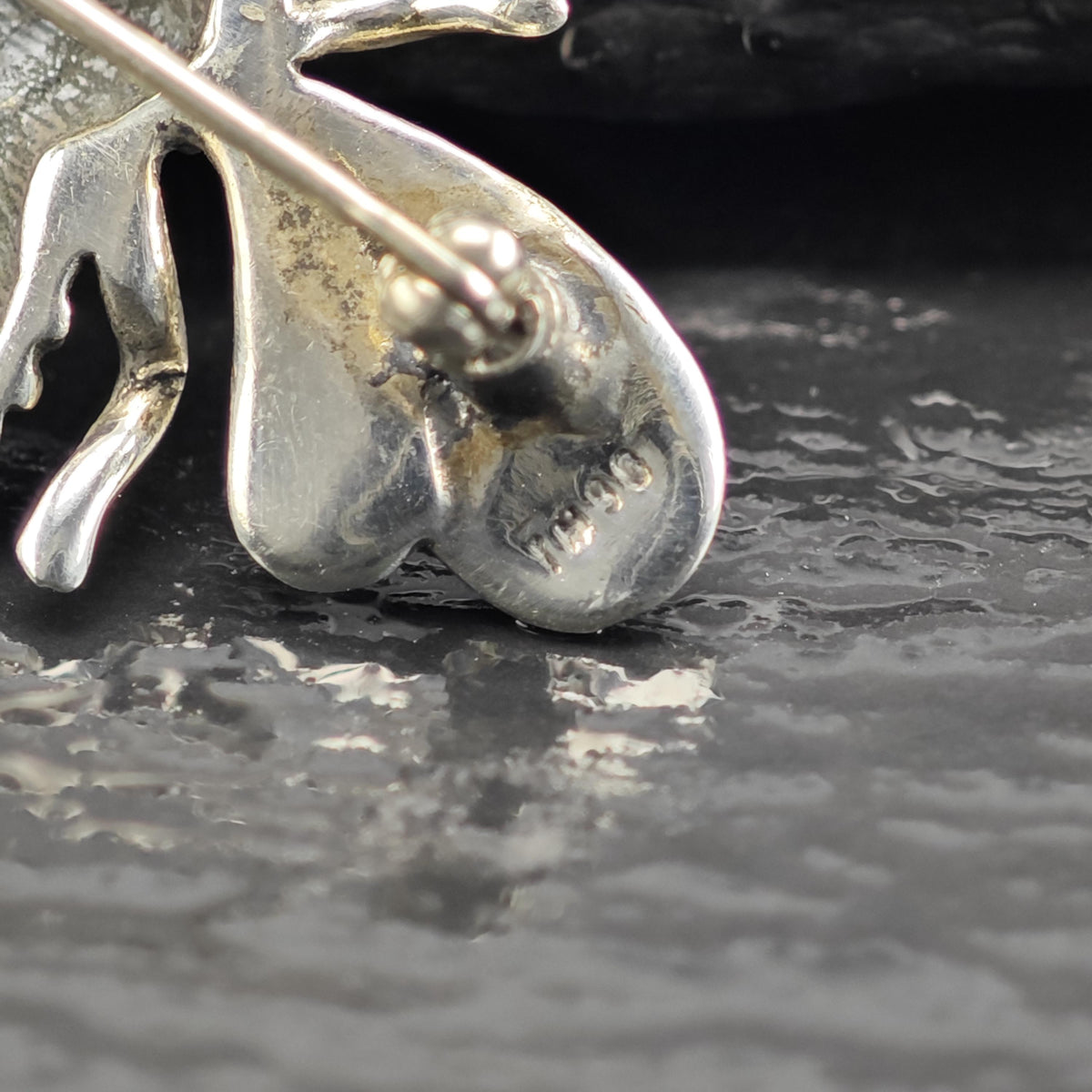 Bee Sterling Silver Brooch B2252
