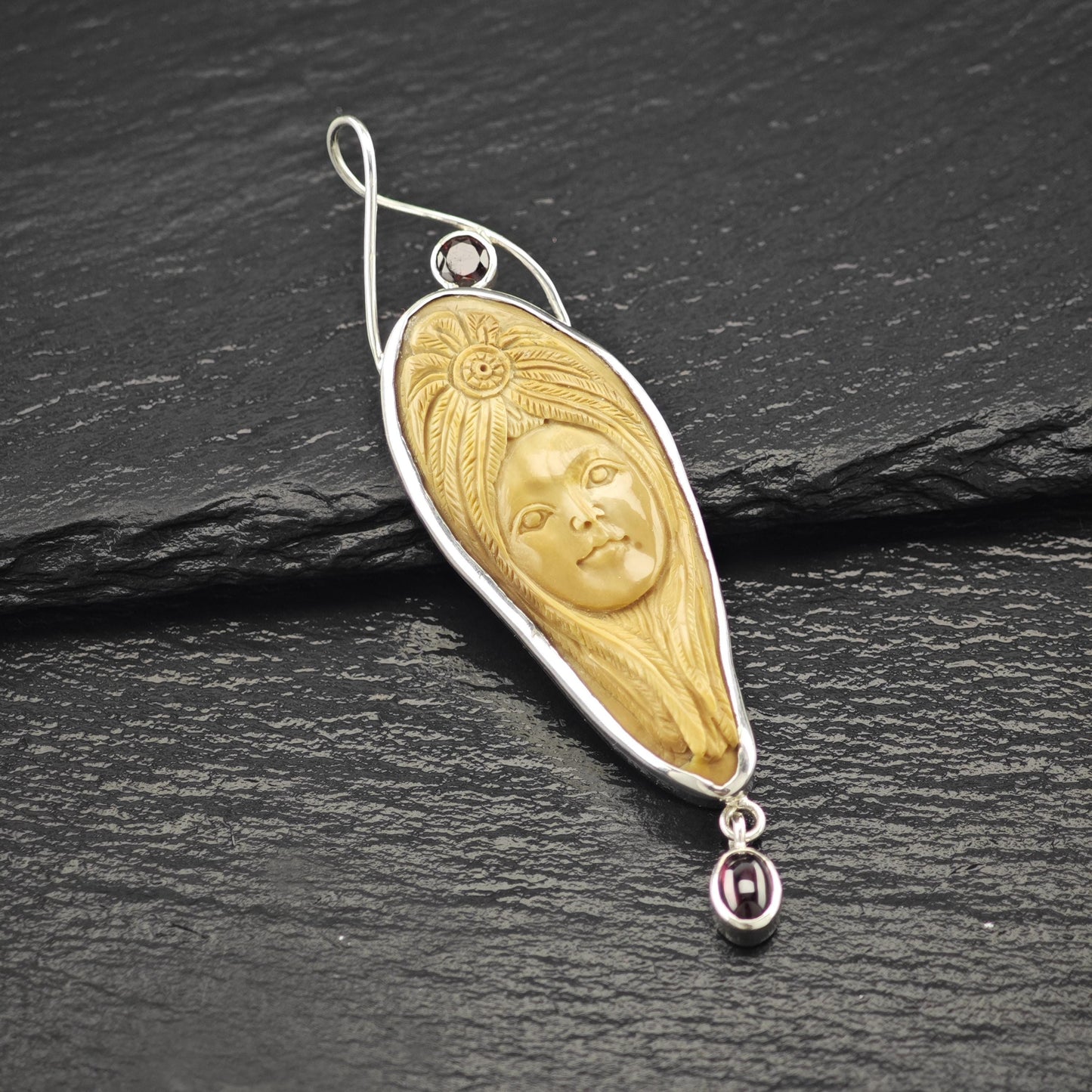Carved Goddess Face, Garnet Pendant Sterling Silver P2816