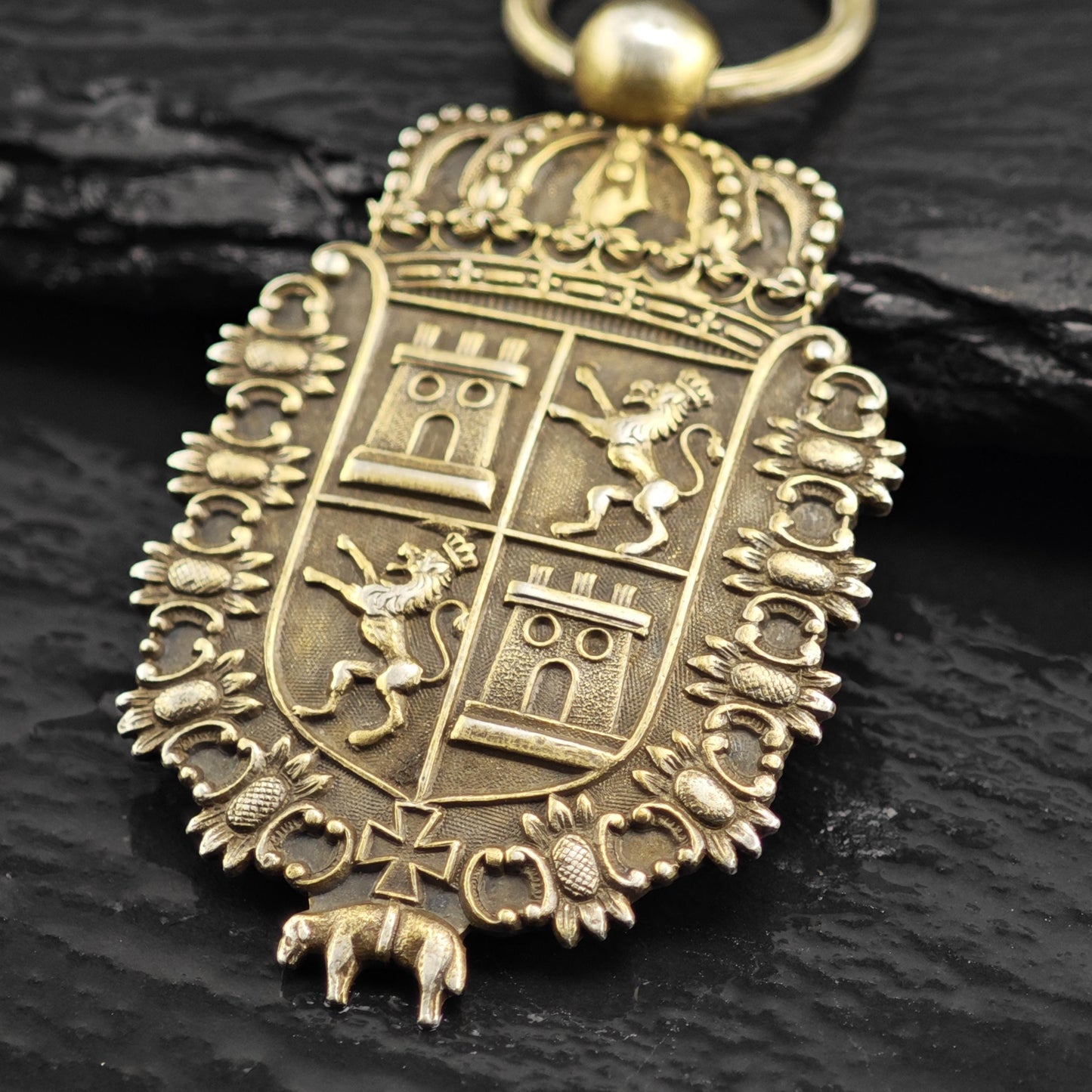 Antique Greenleaf & Crosby Co. Sterling Silver Fob P3066