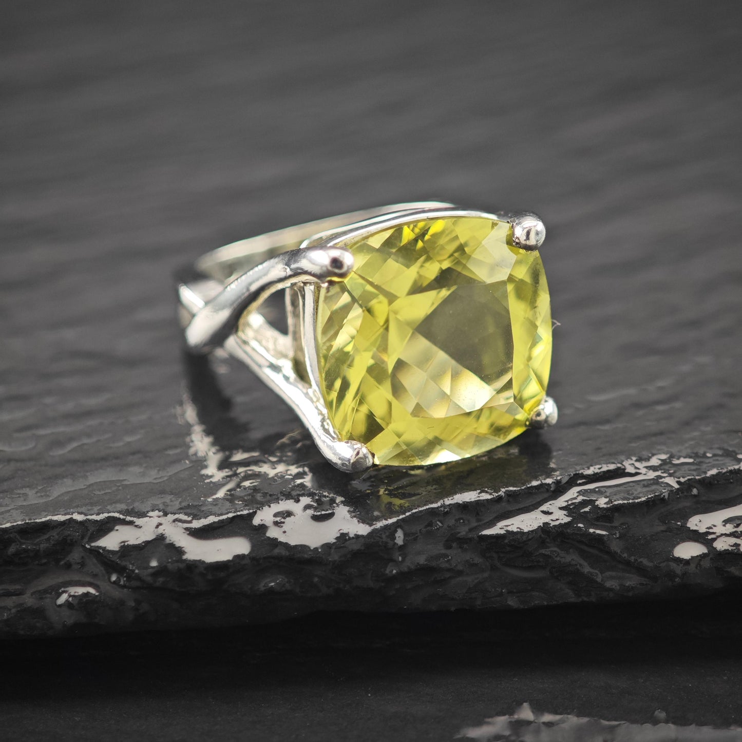 Lemon Quartz Statement Ring - Sterling Silver Size 7