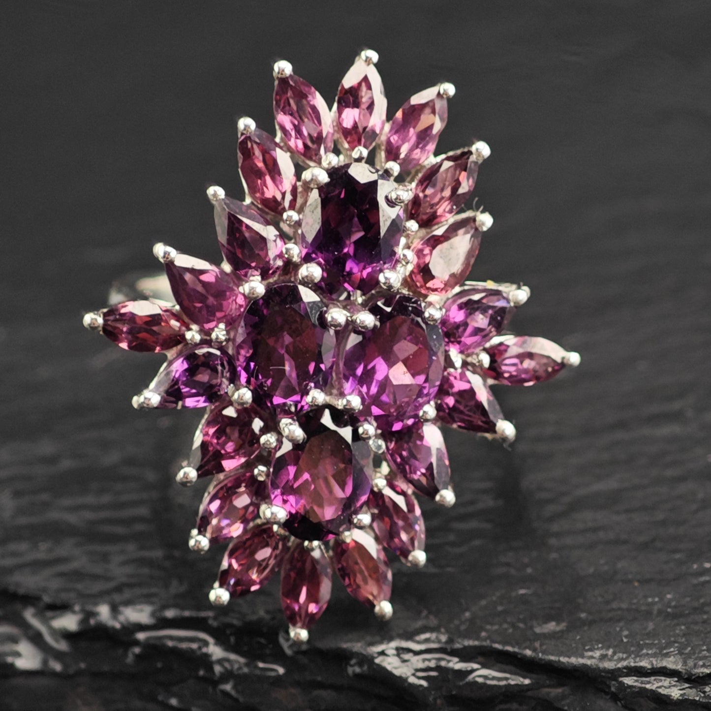 Garnet Cluster Sterling Silver Ring Sz 8 1/4 R6590