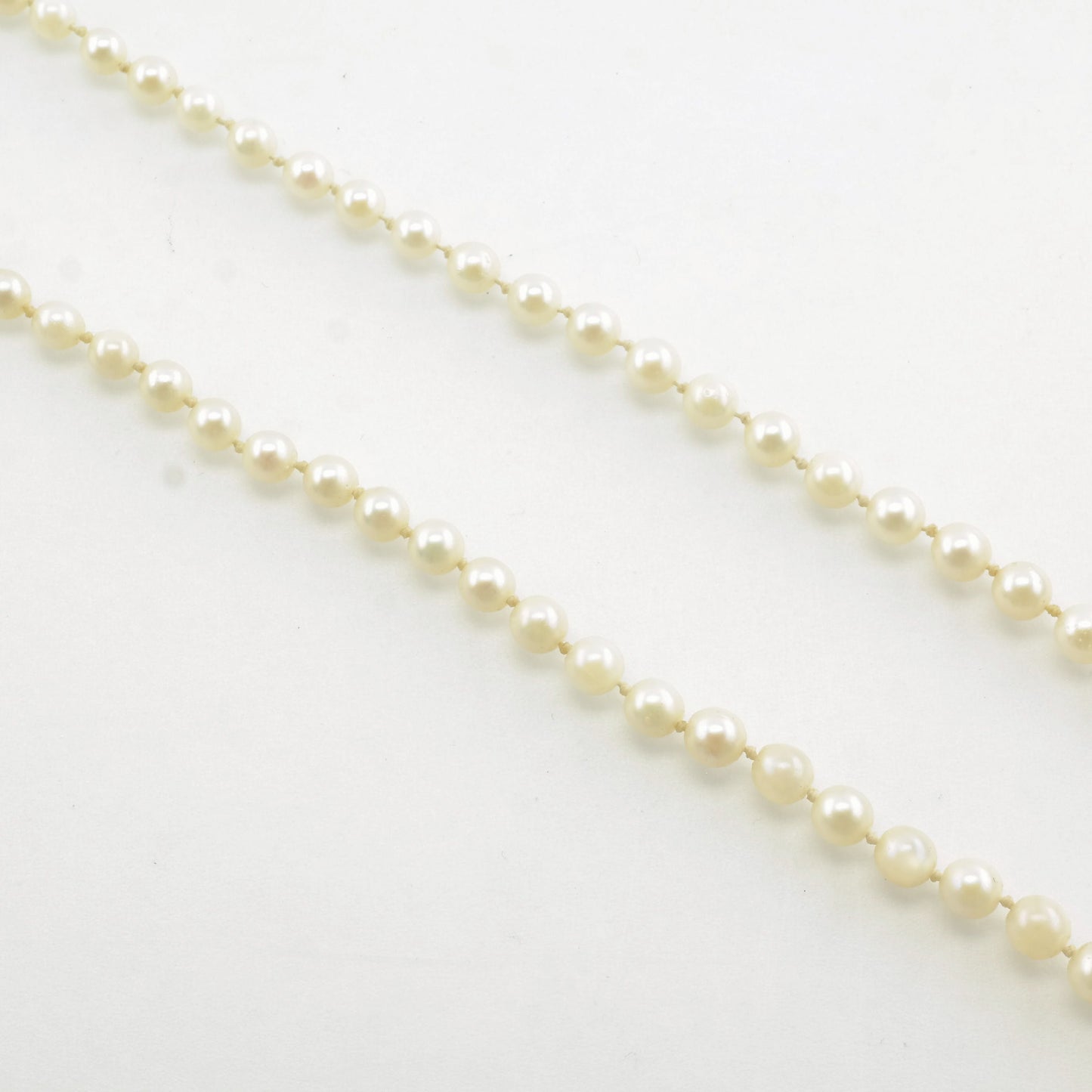 Vintage 14K Gold White Graduate Pearl 3.5 - 7mm Necklace