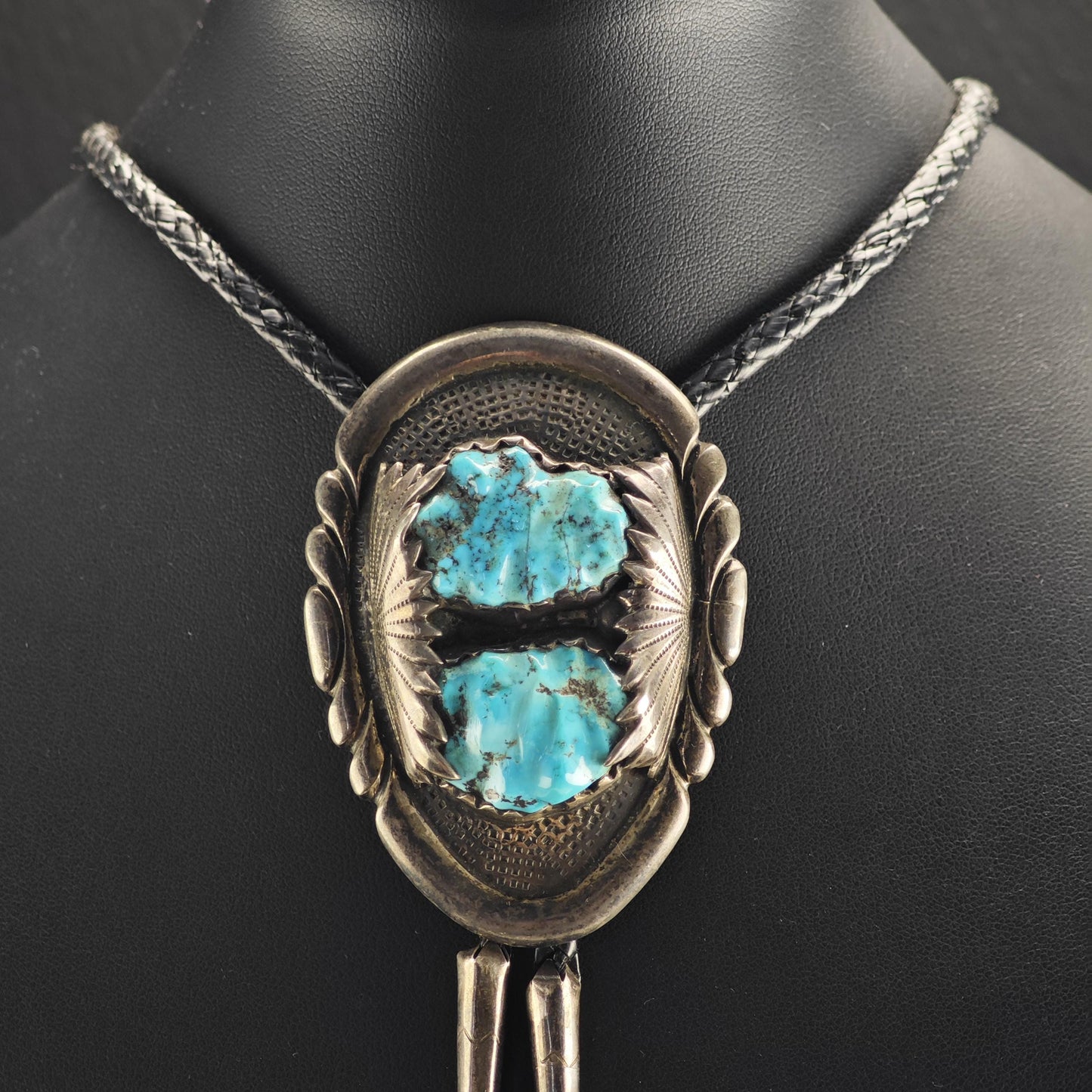 Vintage Turquoise, Zuni Robert & Bernice Leekya Sterling Silver Bolo Tie Necklace N2768
