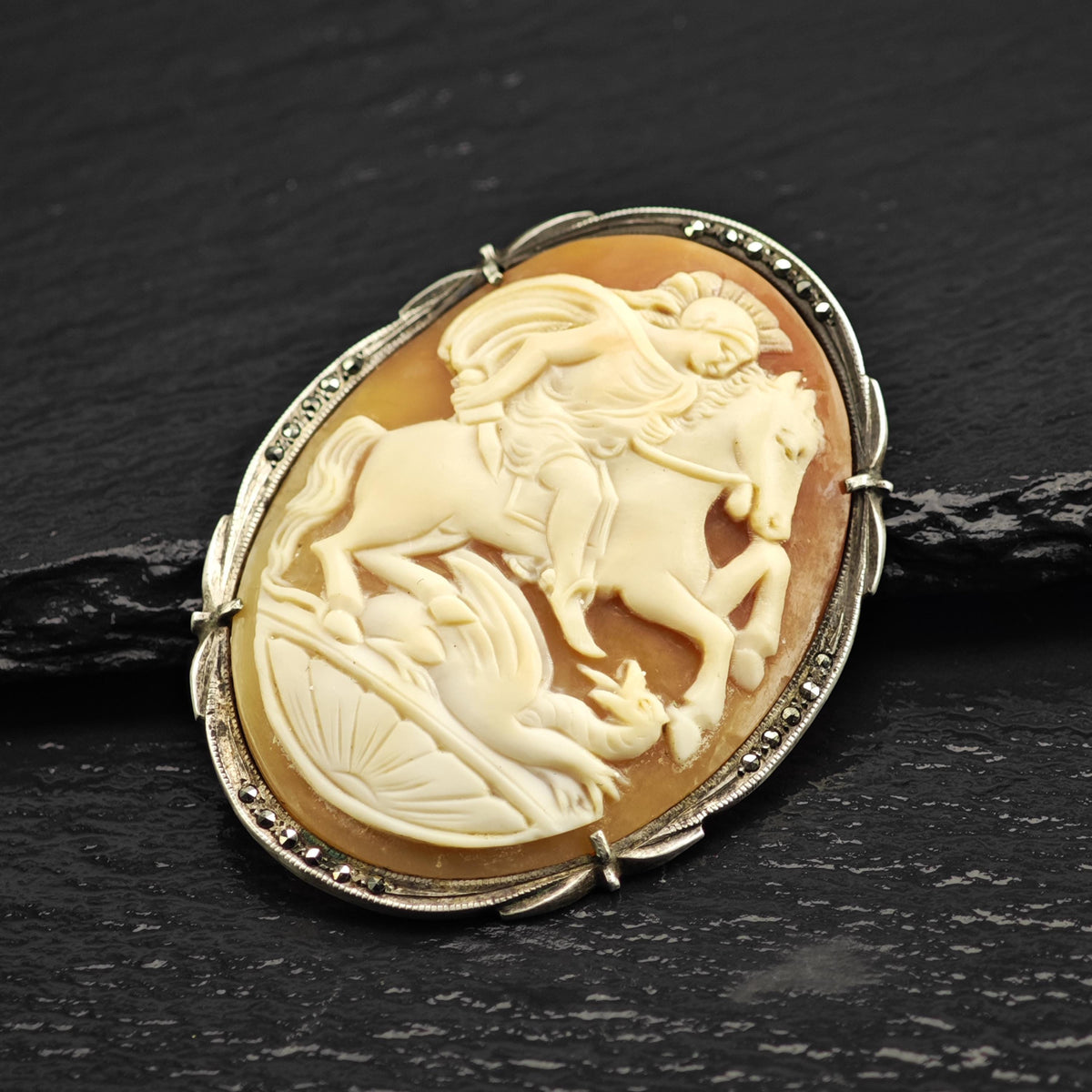 Knight Slaying Dragon Cameo 800 Silver Pendant P3124