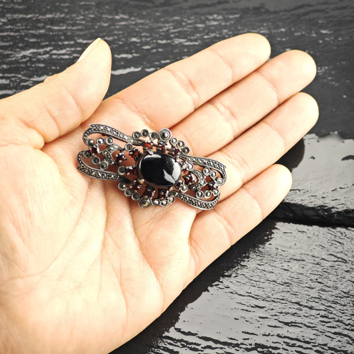 Art Deco Onyx, Garnet Sterling Silver Brooch B2270