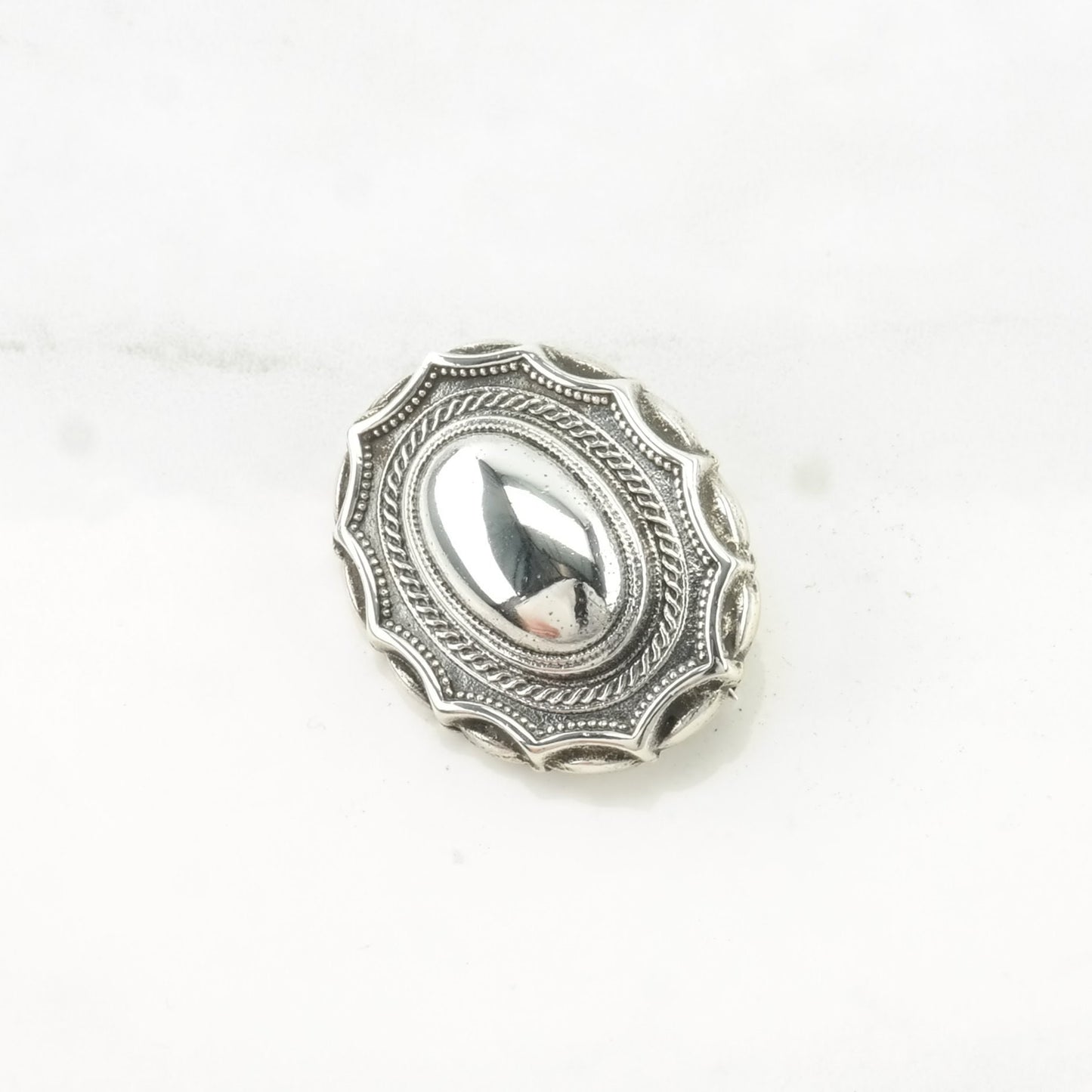 Vintage Victorian Style Sterling Silver Brooch Puffy Detailed