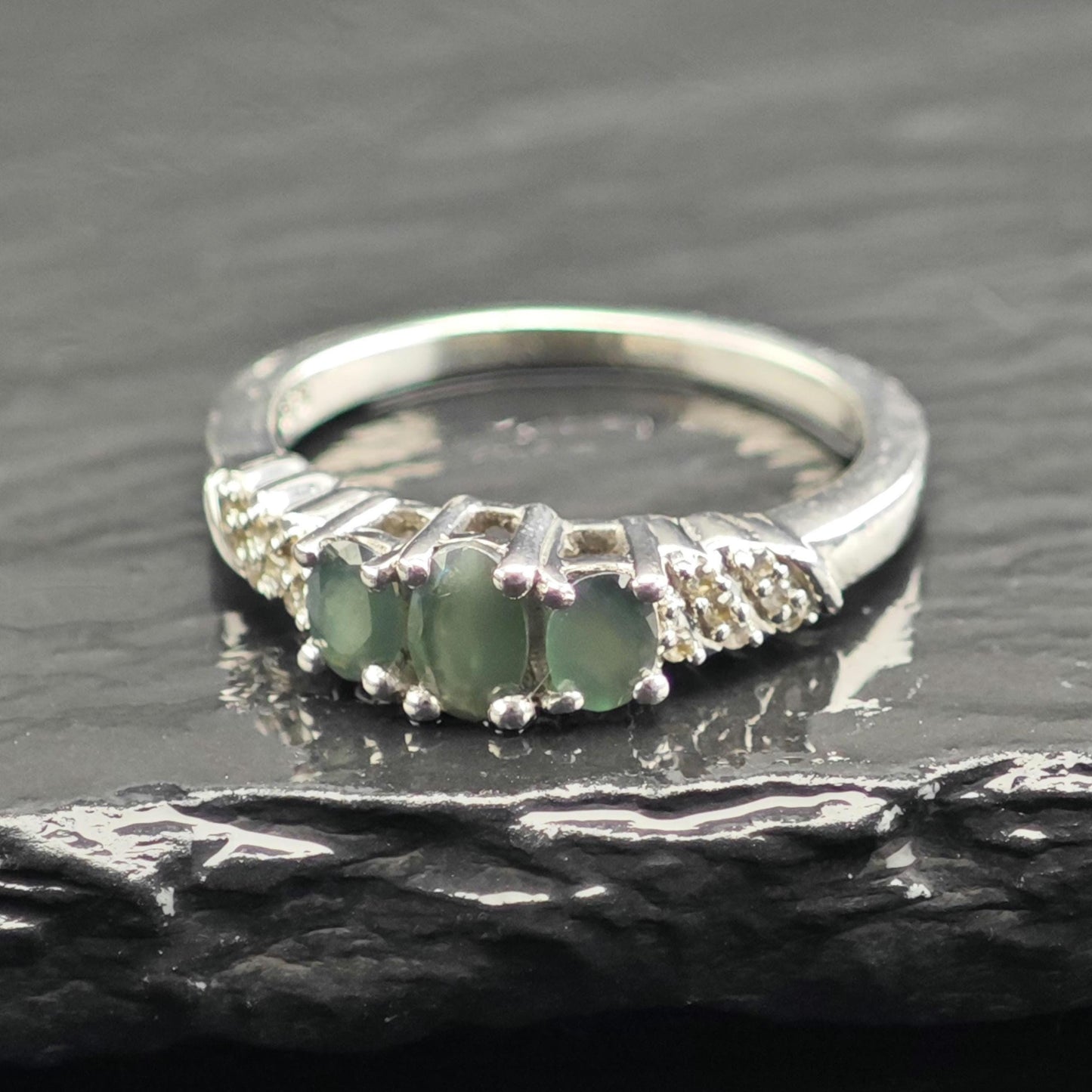 Natural Alexandrite Three Stone Band Sterling Silver Ring Sz 6 R6714