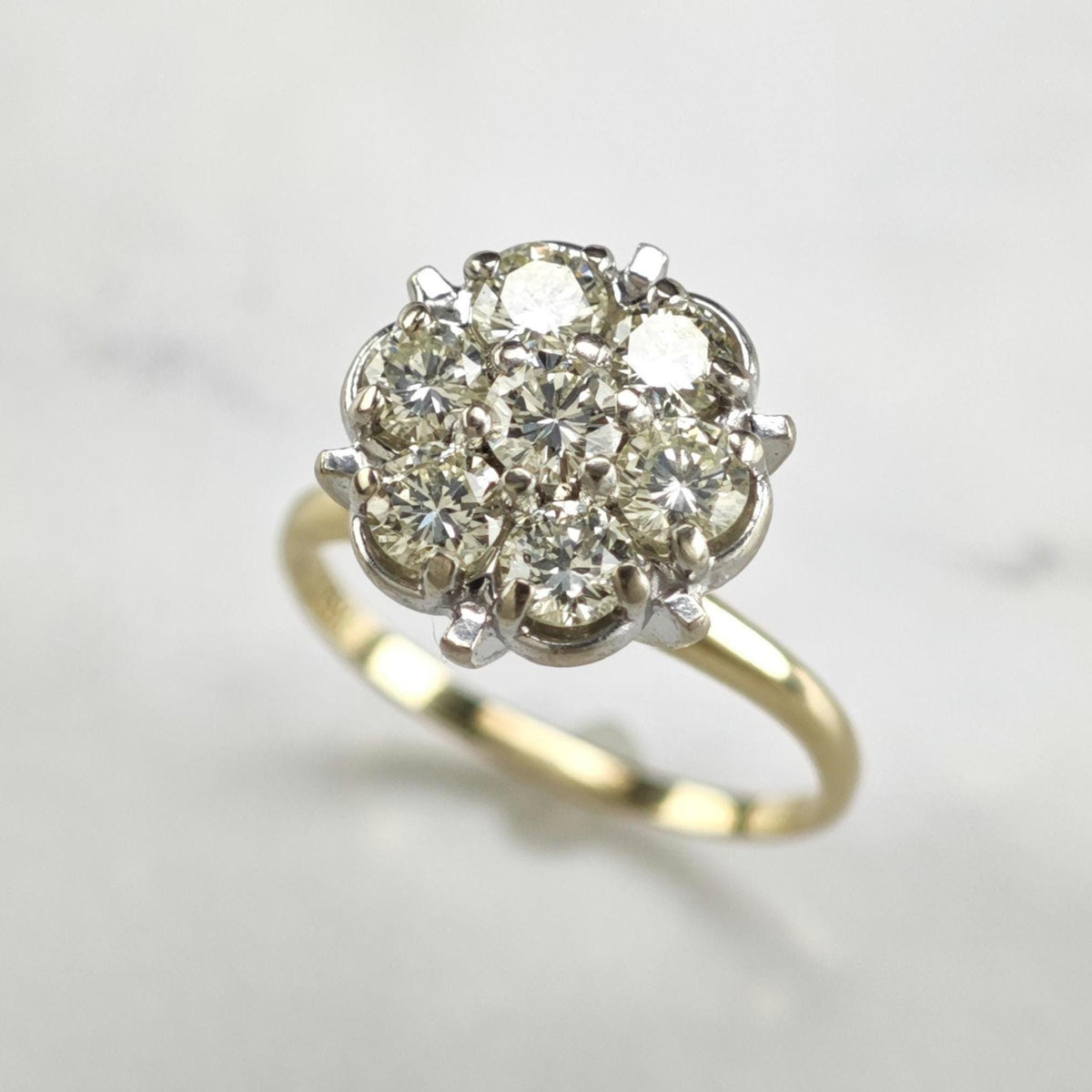 1cttw Diamond Cluster Tall Shoulder 10K Gold Ring Sz 4 1/4 R6773