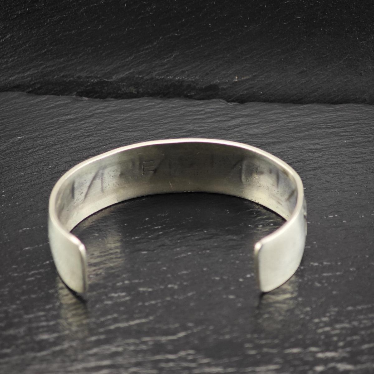 Native American Overlay Sterling Silver Cuff Bracelet Sz 7 1/2" BR3191