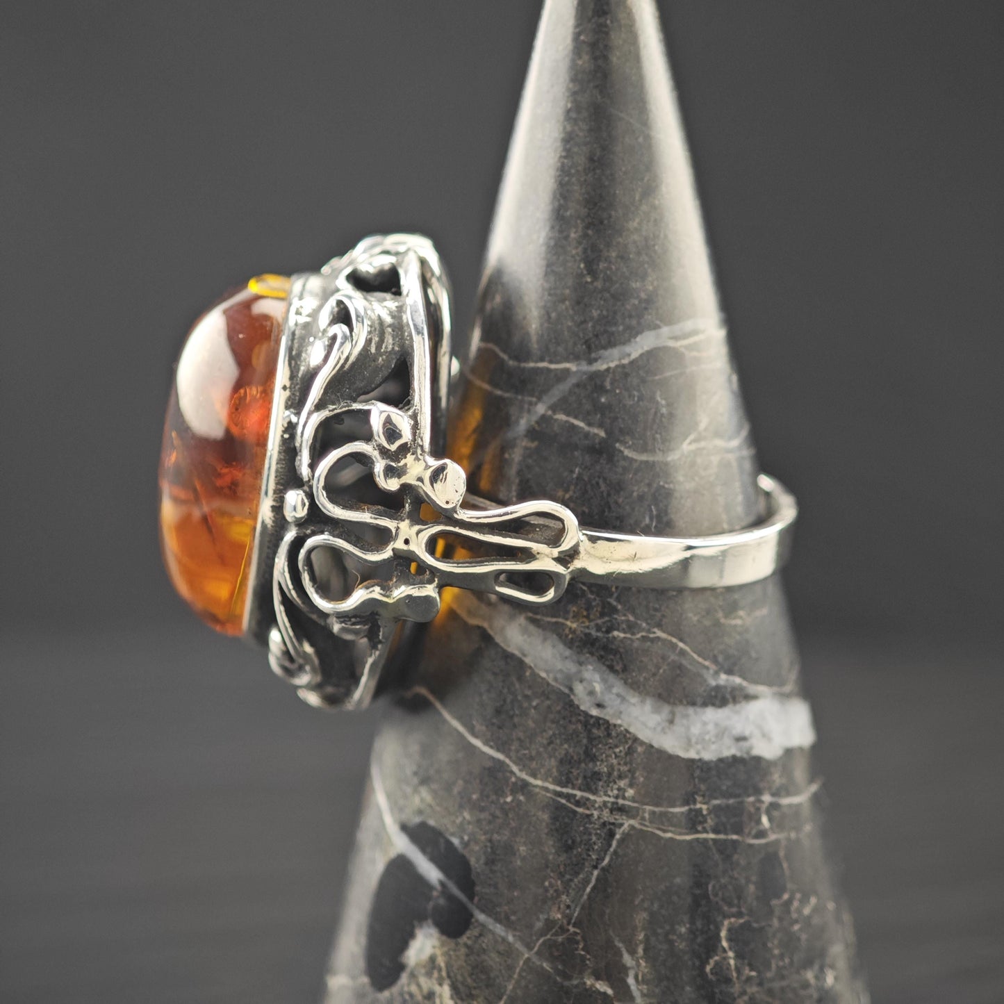 European Dome Amber Ring Sterling Silver Sz 9 1/4