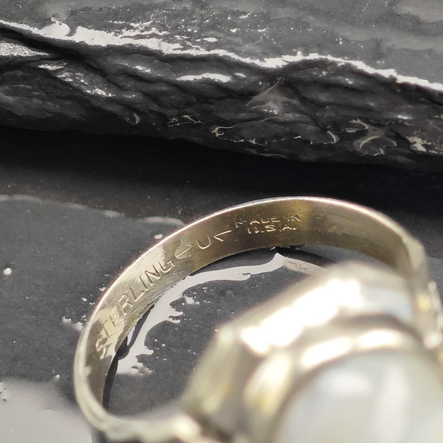 Art Deco White Agate Sterling Silver Ring Sz 8 3/4 R6640