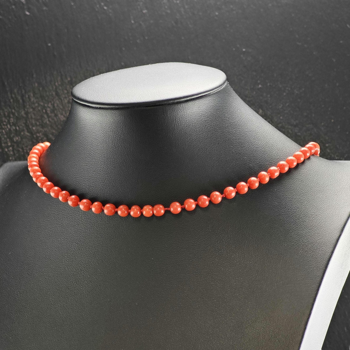Coral Beads 14K Gold Clasp Beaded Necklace N2775