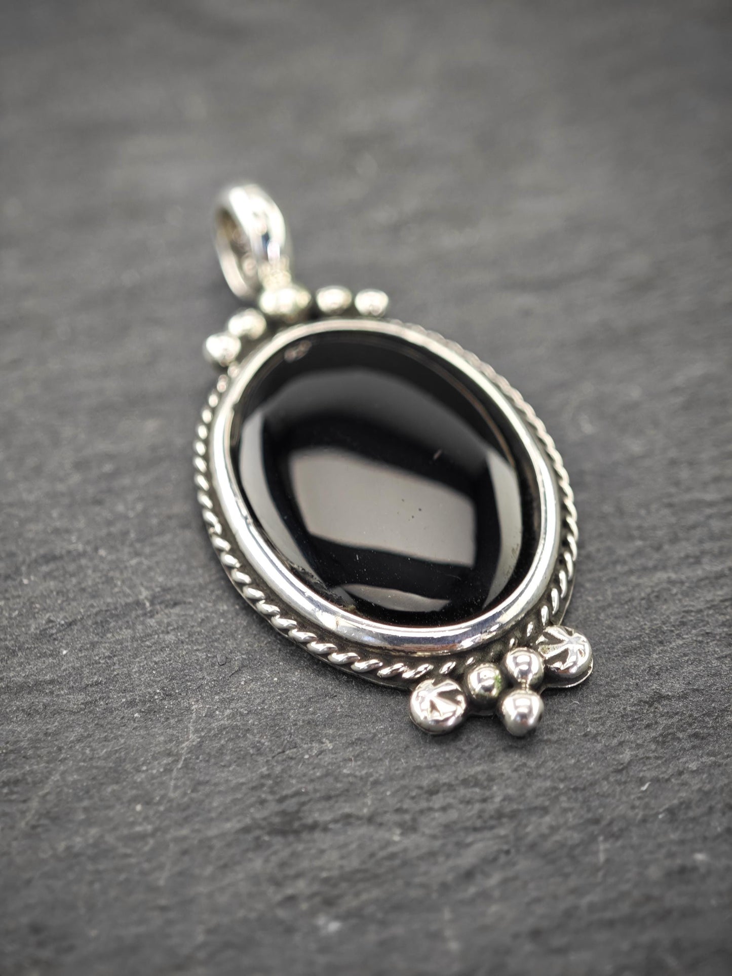 Southwest Oval Onyx Pendant, Sterling Silver