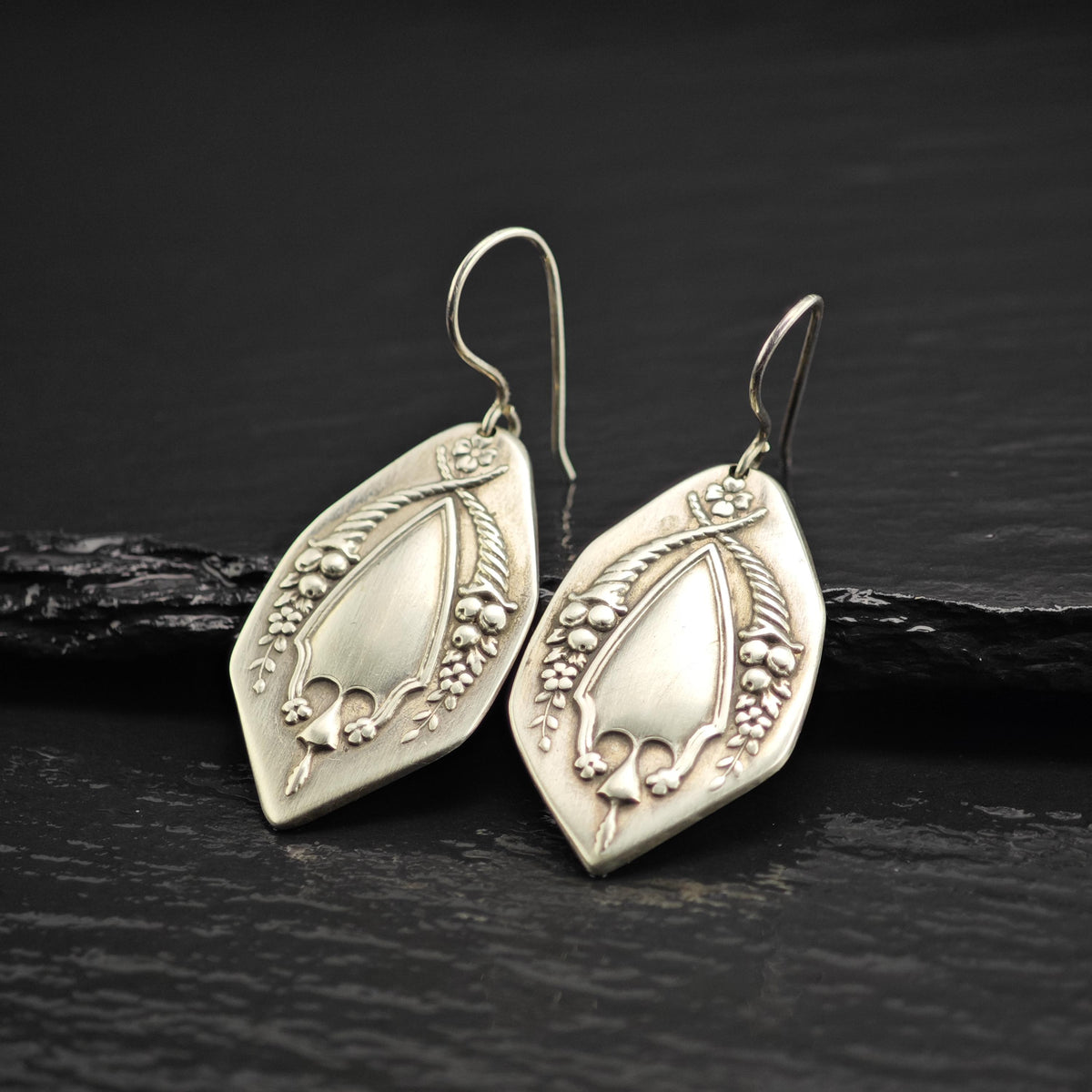 Art Nouveau Sterling Silver Dangle Earrings ER3204