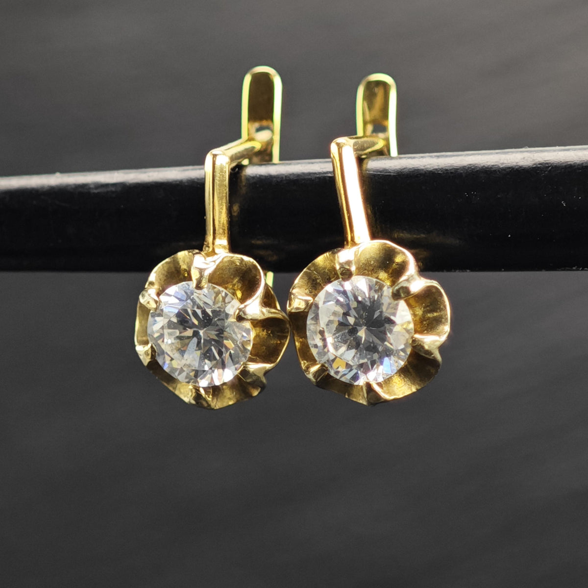 CZ Buttercup 14K Gold Lever Back Earrings ER3222