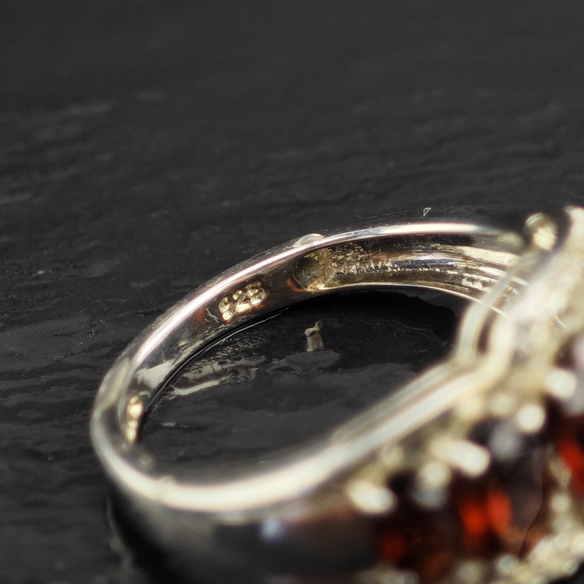 Red Garnet Band Sterling Silver Ring Sz 5 R6739