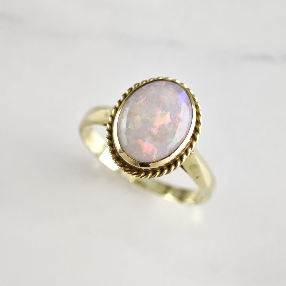 2ct Natural Australian Opal 10K Gold Ring Sz 9 R6810