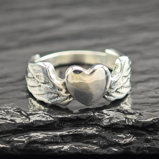 Retired James Avery Let Love Soar Ring