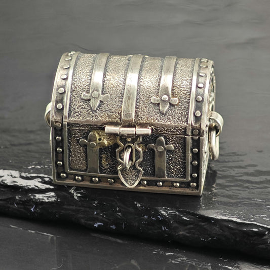 Vintage Sterling Silver Trinket Treasure Chest MISC0409