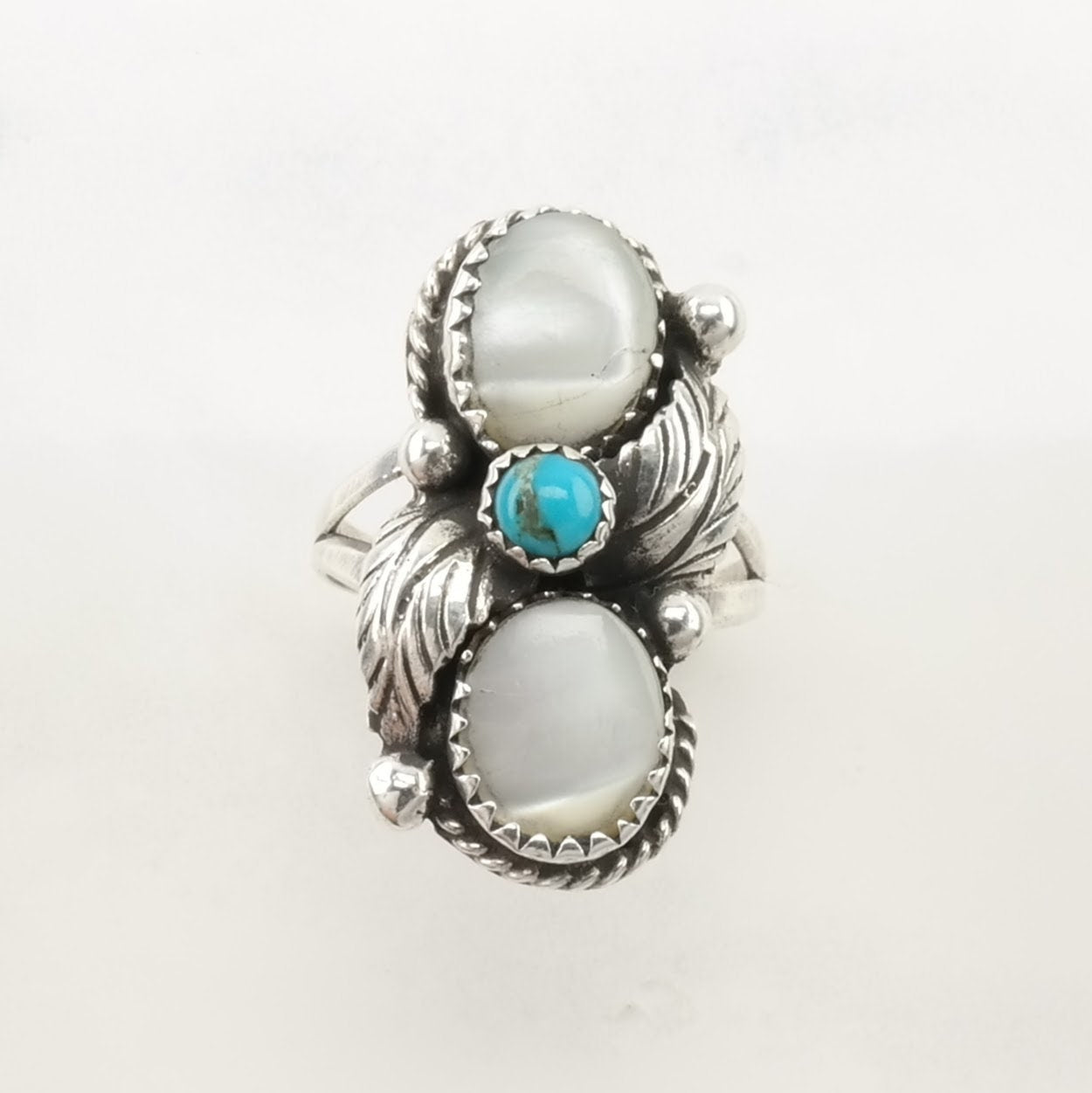 Vintage Native American Silver Ring MOP, Turquoise Leaf Sterling Size 6 1/2