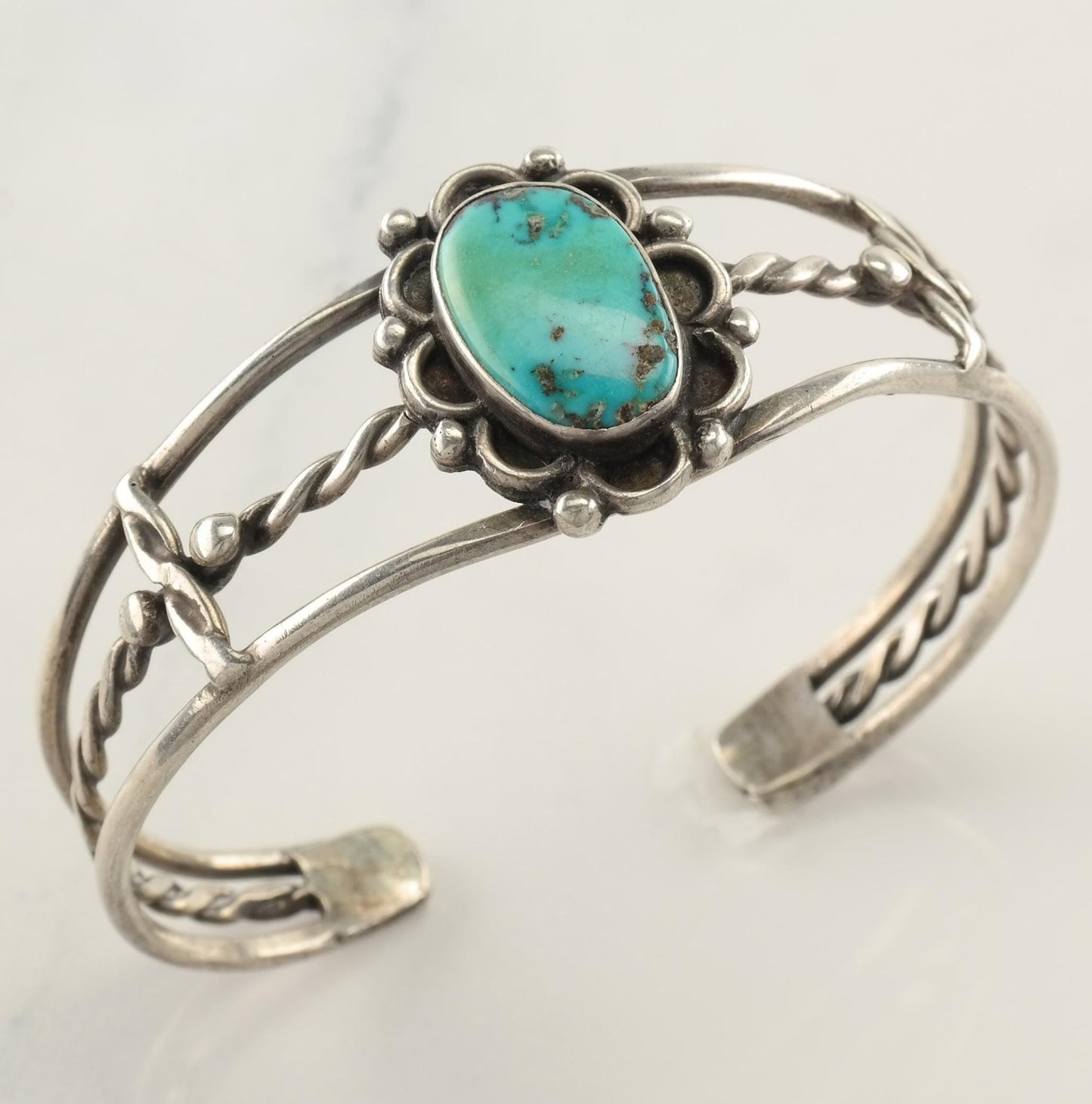 Native American Sterling Silver Cuff Bracelet Blue, Green Shade Fred Harvey Era Turquoise