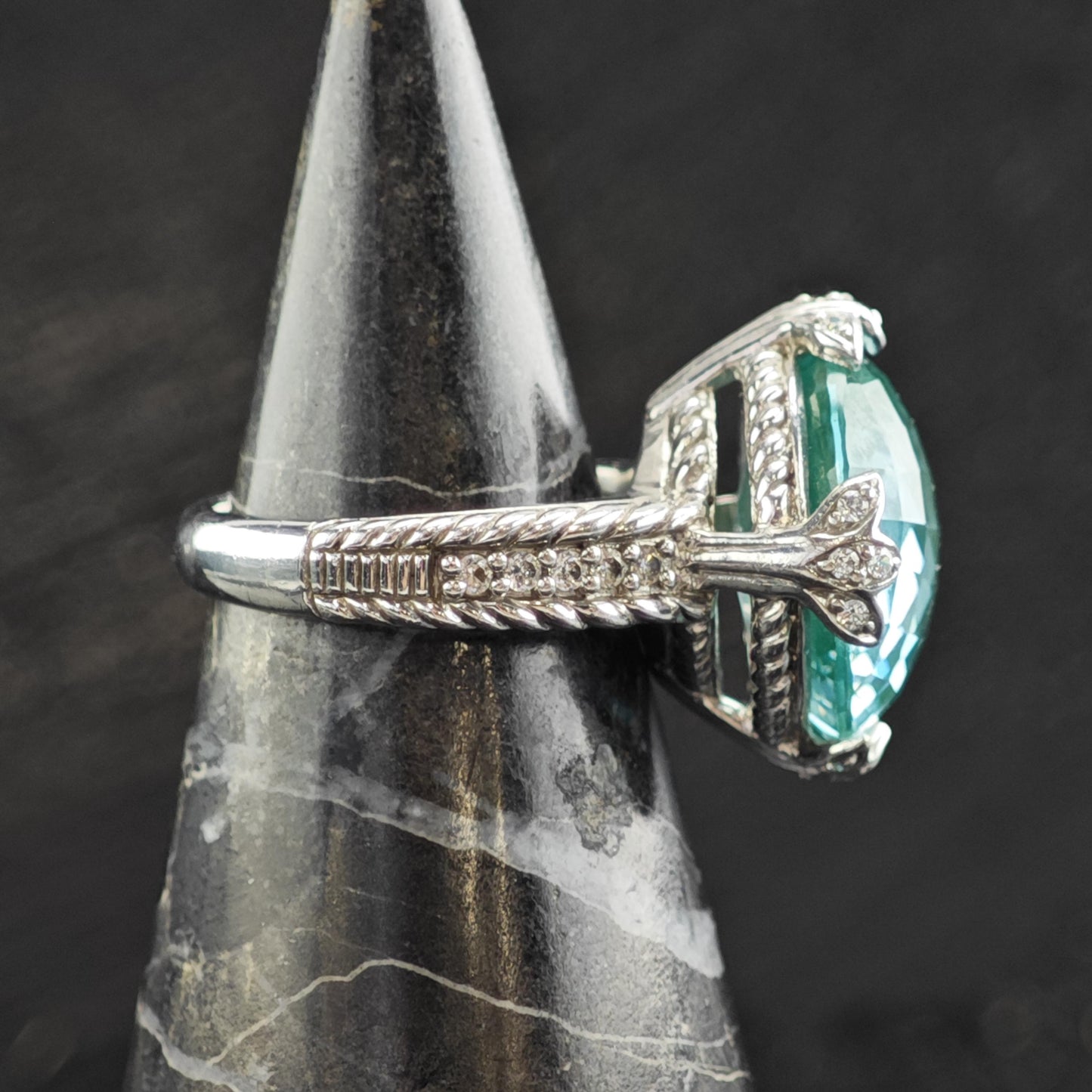 Green Quartz Doublet Sterling Silver Ring Sz 6 R6608