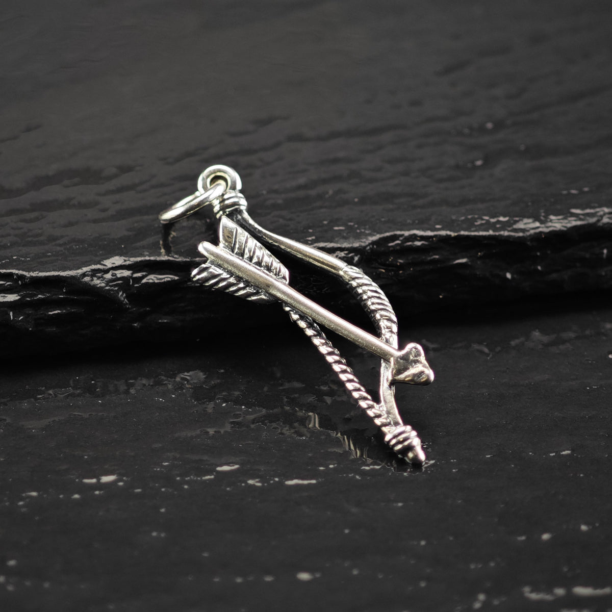 Vintage James Avery Sterling Silver Bow and Arrow Charm P3173