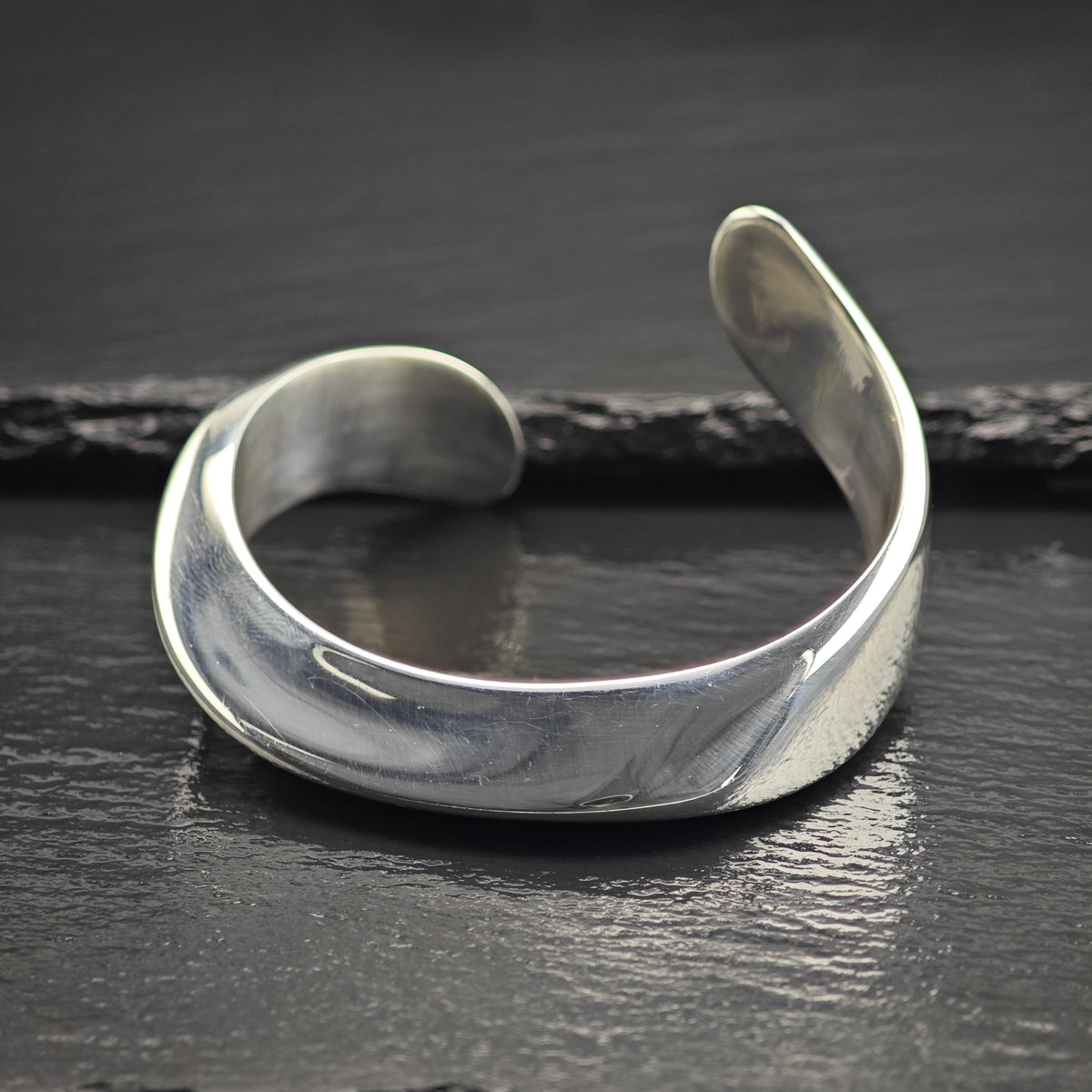 Vintage Tiffany & Co., Elsa Peretti Swirl Sterling Silver Cuff Sz 6 1/4" BR3125