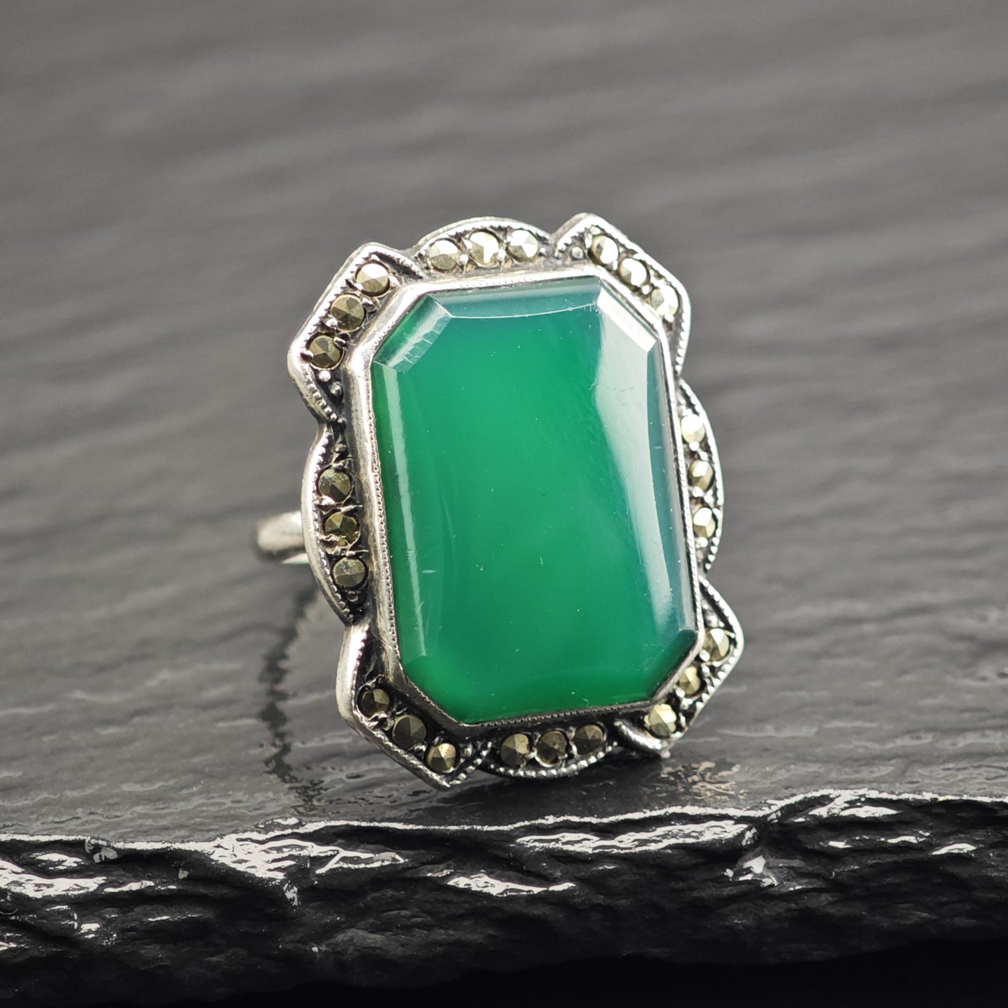 Uncas Art Deco Chrysoprase Sterling Silver Ring Sz 4 1/2 R6701
