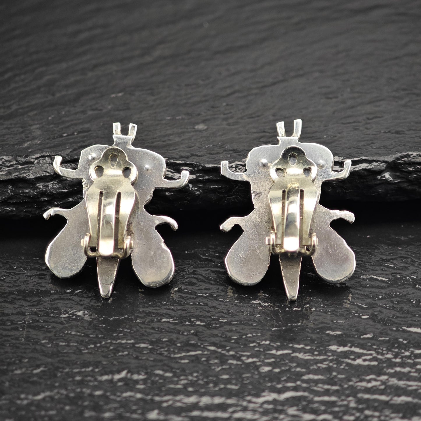 Vintage SW Inlay Bee Clip On Sterling Silver Earrings ER3106