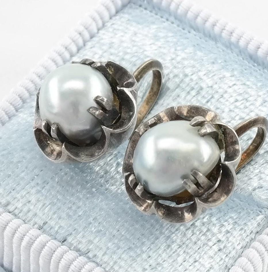 Vintage Sterling Silver Pearl Floral Earrings Screw Back