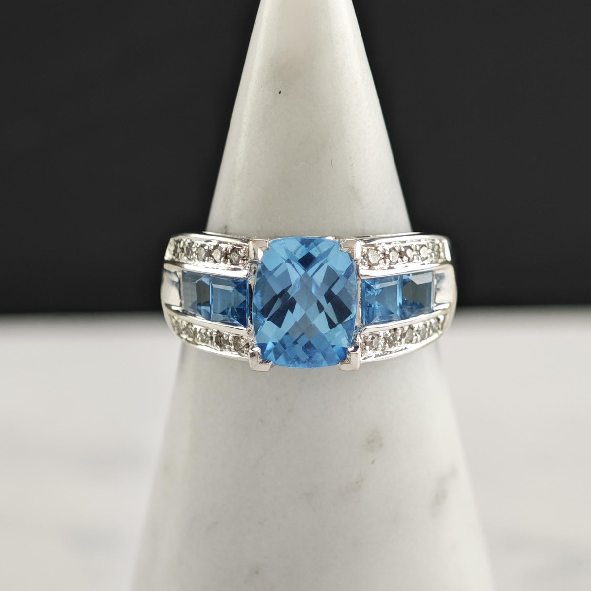 Designer Topaz & Diamond 14K White Gold Ring Sz 7 R6793