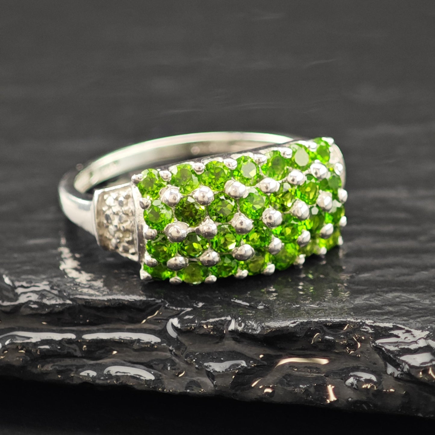Sterling Silver Ring Green Diopside Gemstone Size 8 R6248