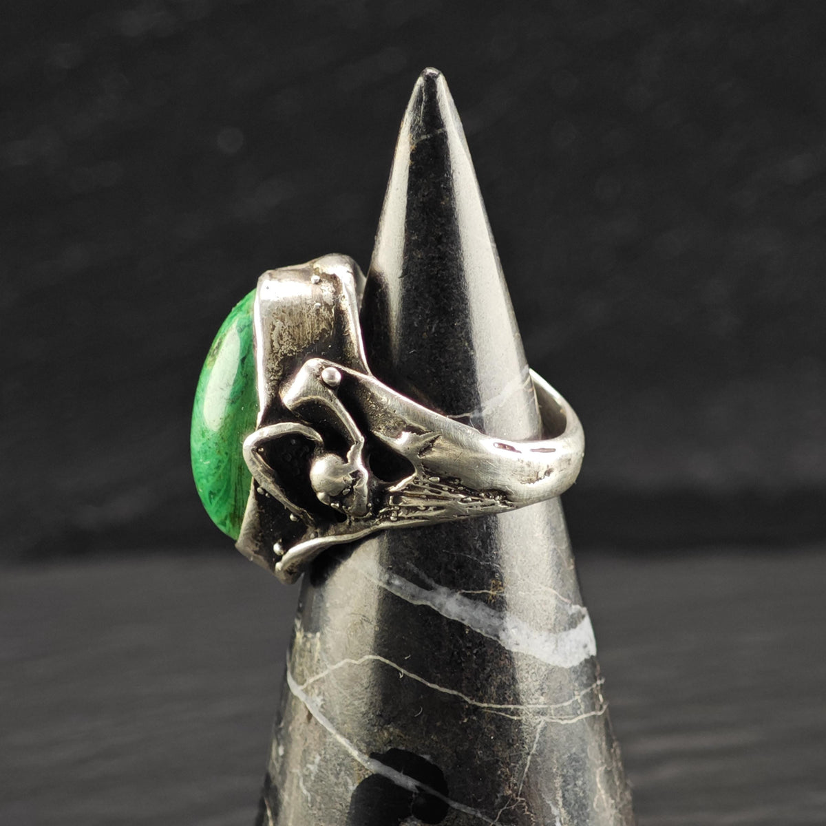 Brutalist Malachite Sterling Silver Ring Sz 7 R6878