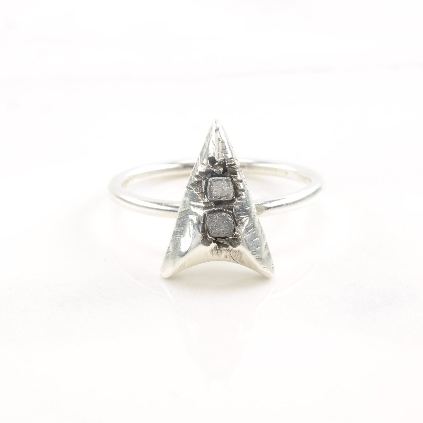 Silver Ring Raw Uncut Diamonds Arrow Size 8 1/2