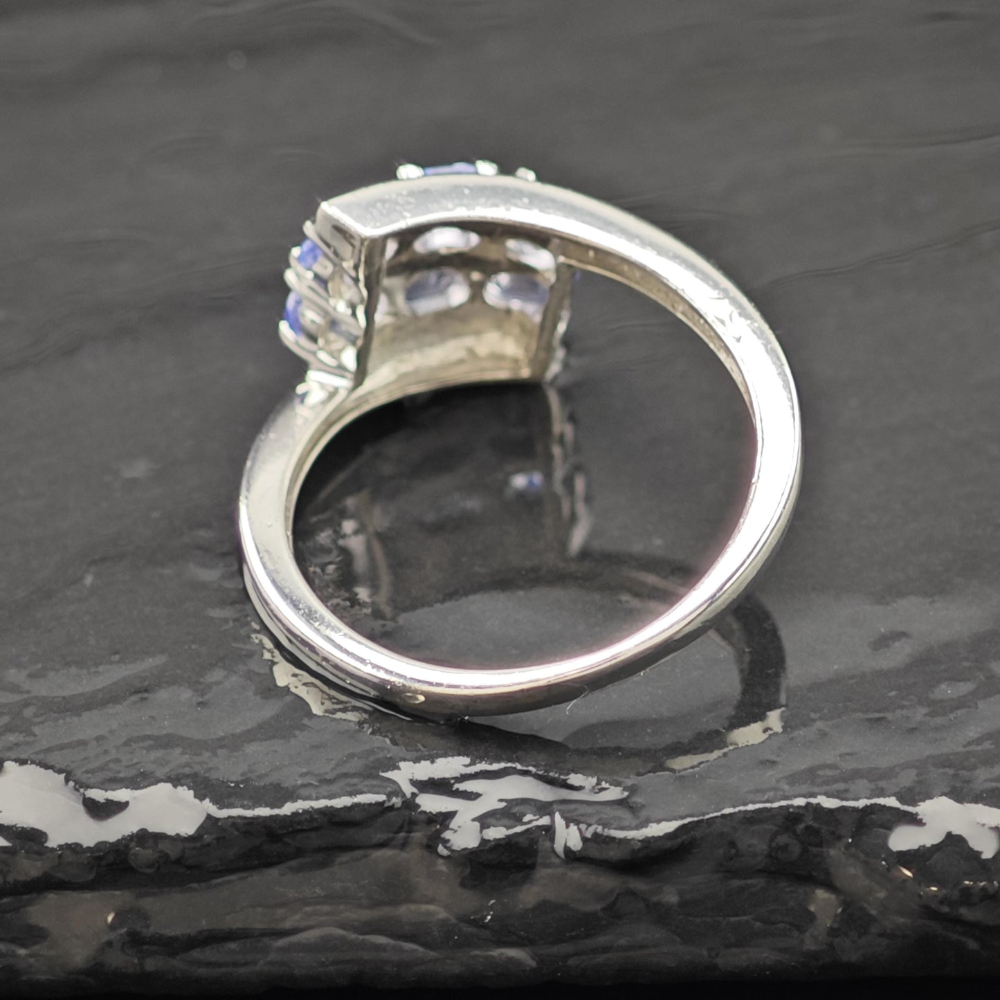 Gemstone Ring Sterling Silver Classic Style Size 8 R6237