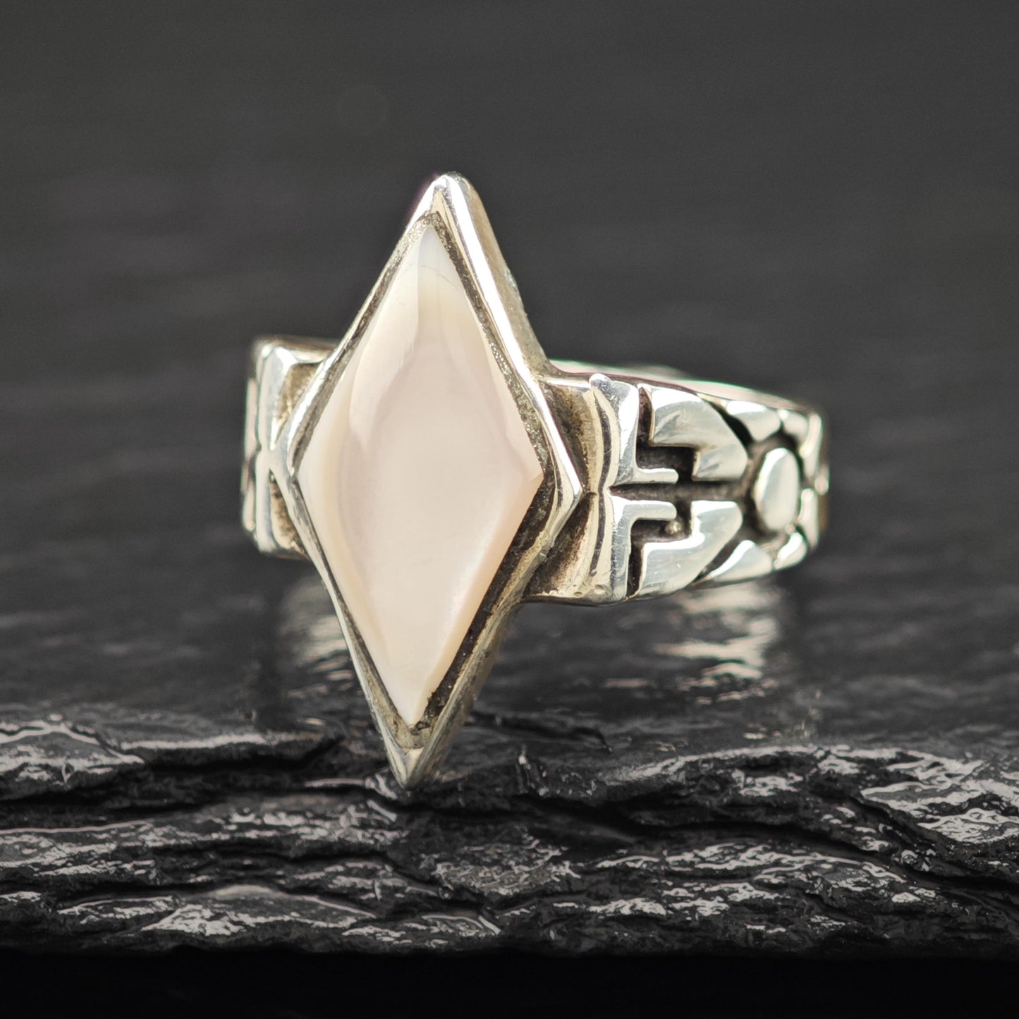 Diamond Shape Pink Mother Of Pearl Ring Sterling Silver Sz 6 1/4 R6093