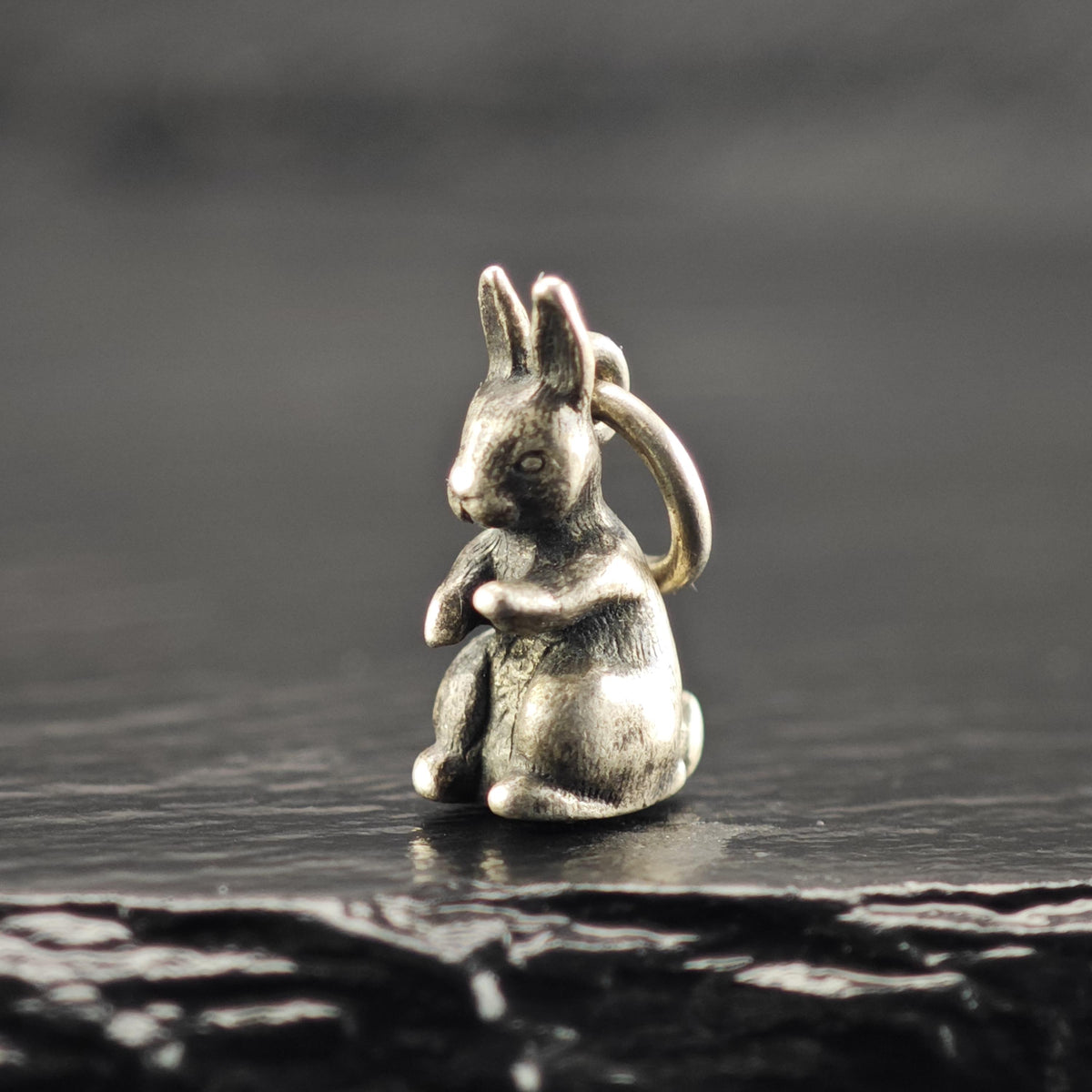 Vintage Retired James Avery Sterling Silver Rabbit Charm P3168
