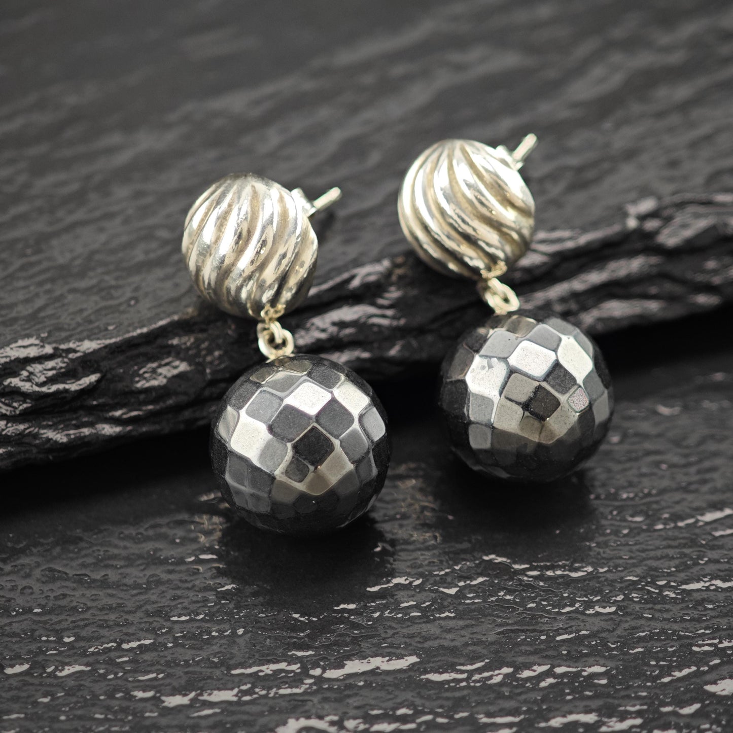 Vintage David Yurman Dark Gray Hematite Sterling Silver Stud Earrings