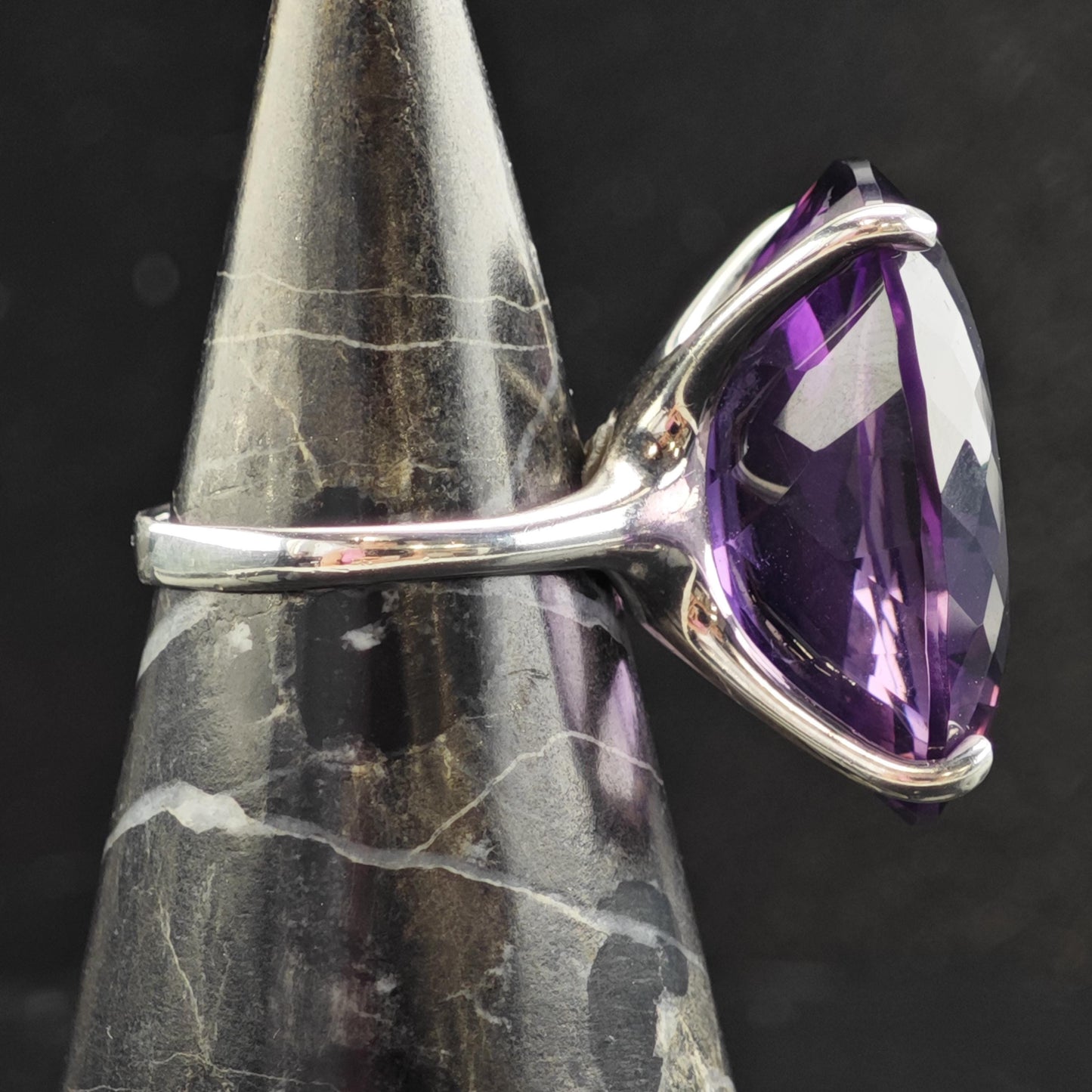 Vintage 50ct Amethyst Sterling Silver Ring Sz 9 R6577