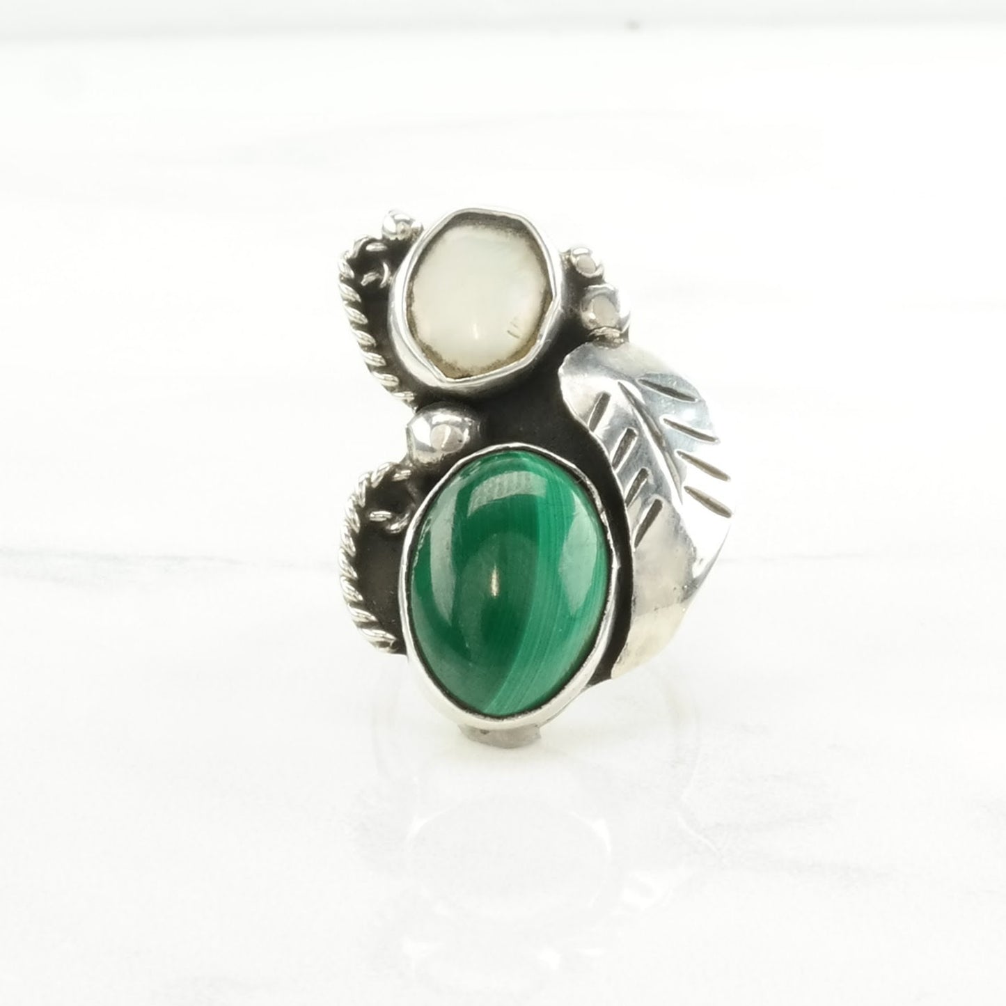 Southwest Silver Ring Malachite, MOP Leaf Sterling Green, White Size 5